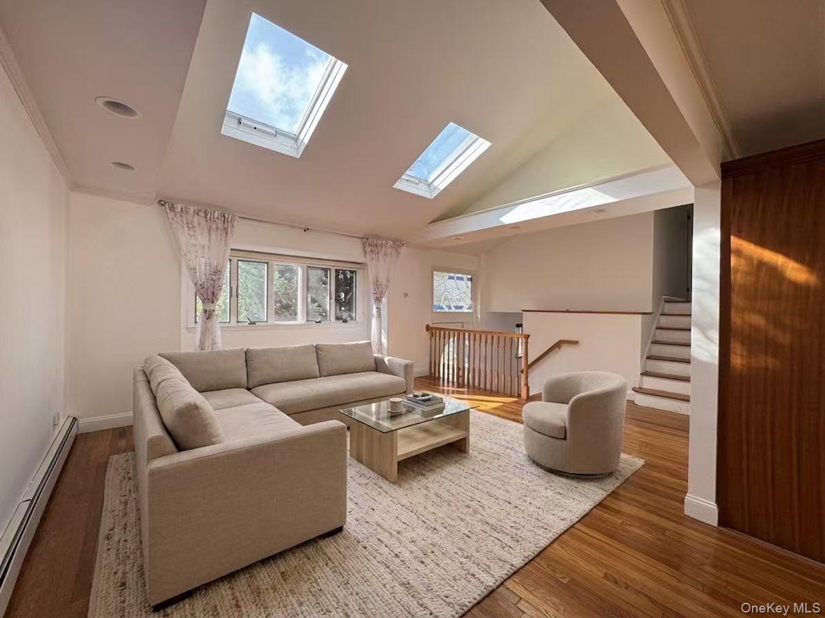 Single Family 5th Place Nassau County, NY 11791, MLS-1044687-4