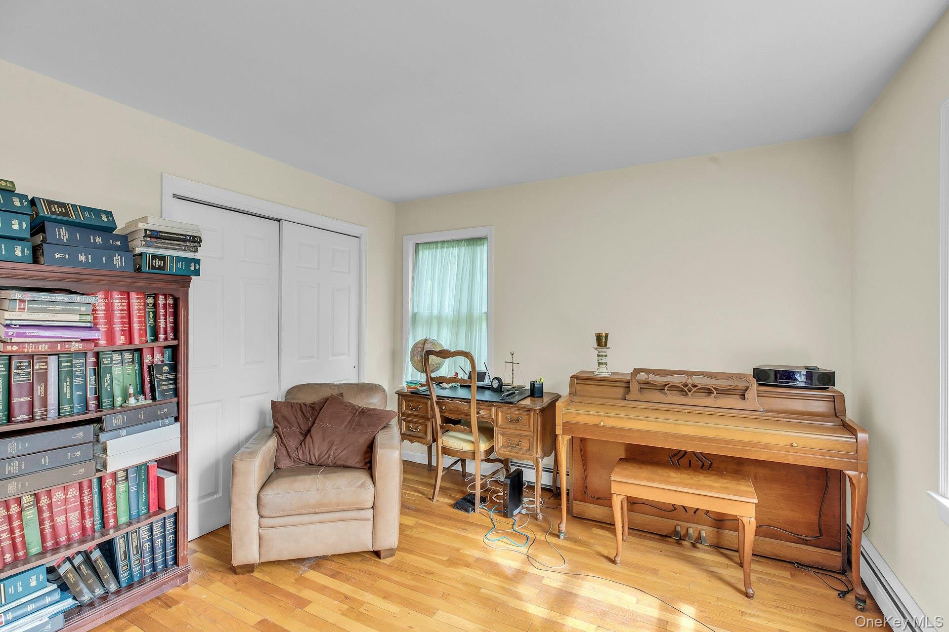 Single Family Marina Lane Suffolk County, NY 11939, MLS-1044713-16