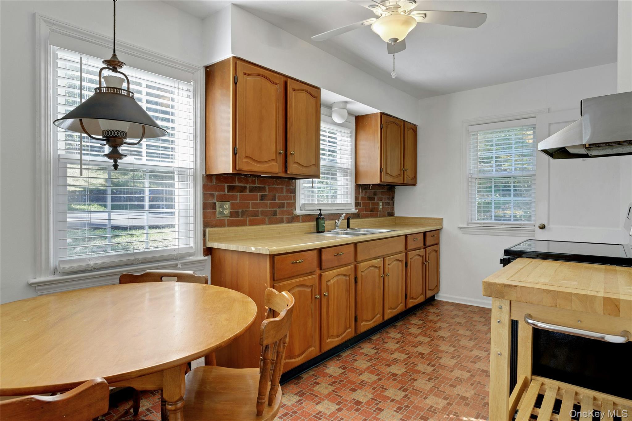 Single Family Crescent Drive Westchester County, NY 10567, MLS-1044725-10