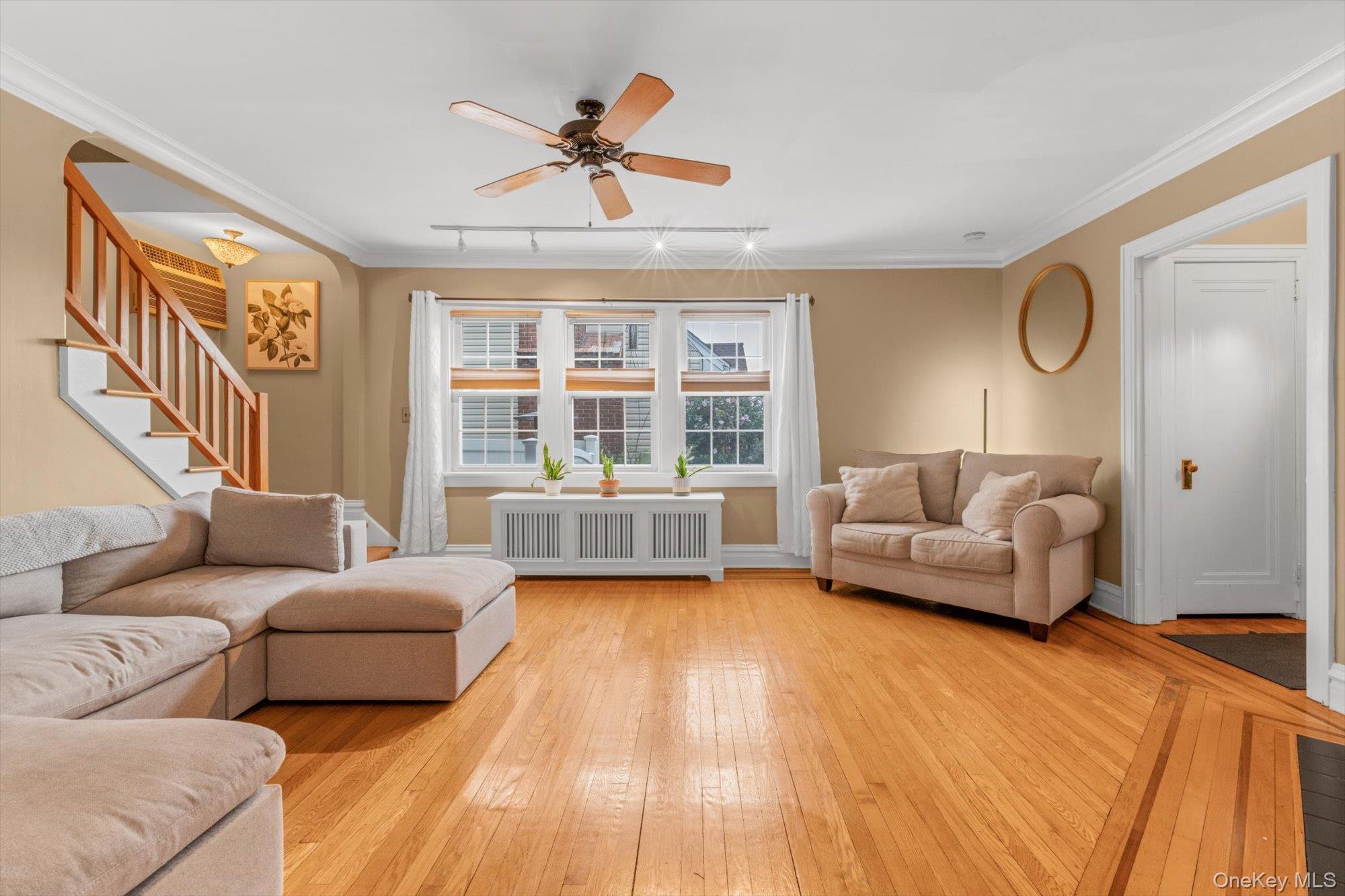 Single Family Hampton Avenue  Nassau County, NY 11507, MLS-1044734-4