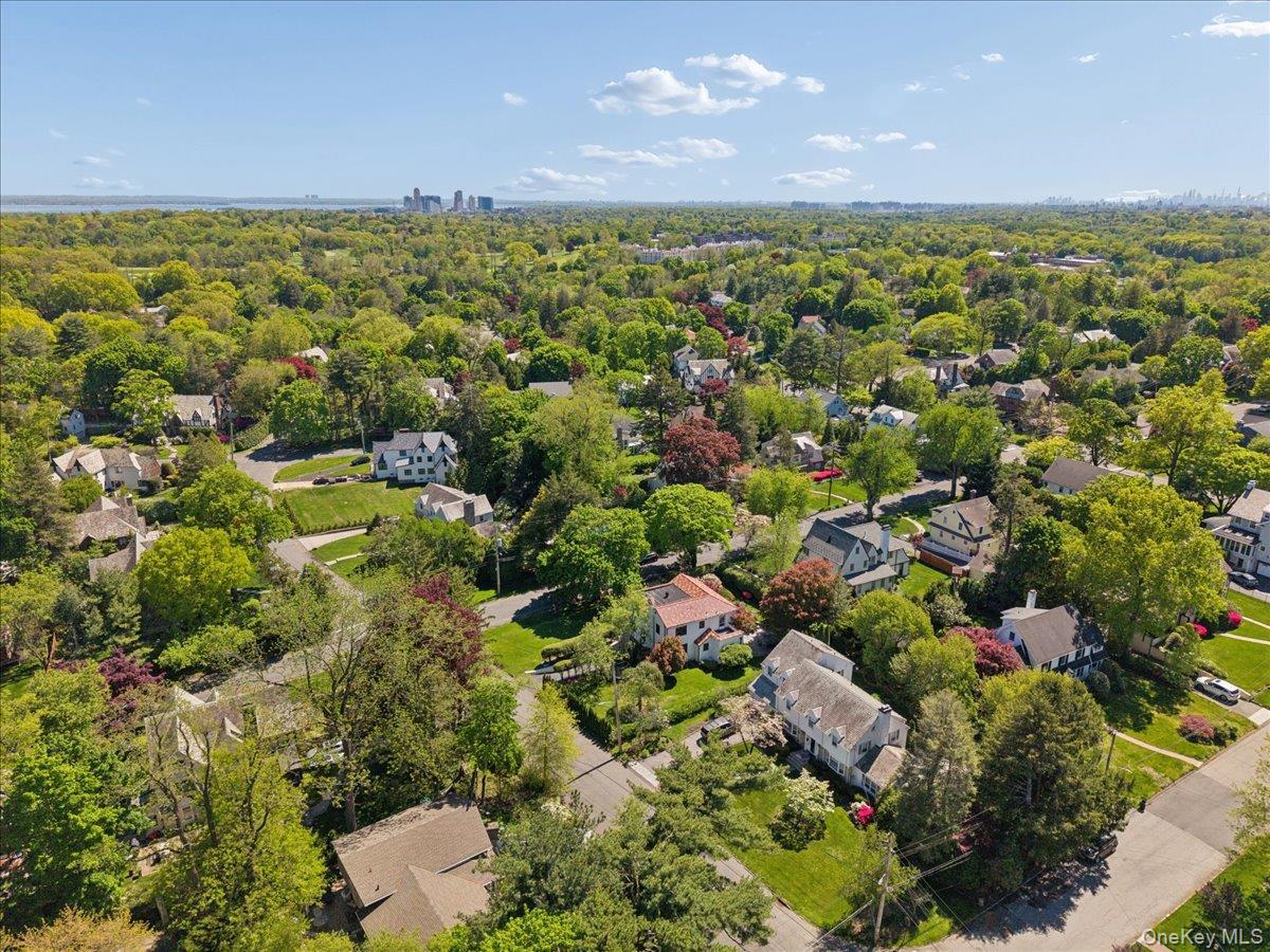 Single Family Broadfield Road  Westchester County, NY 10804, MLS-1044738-40