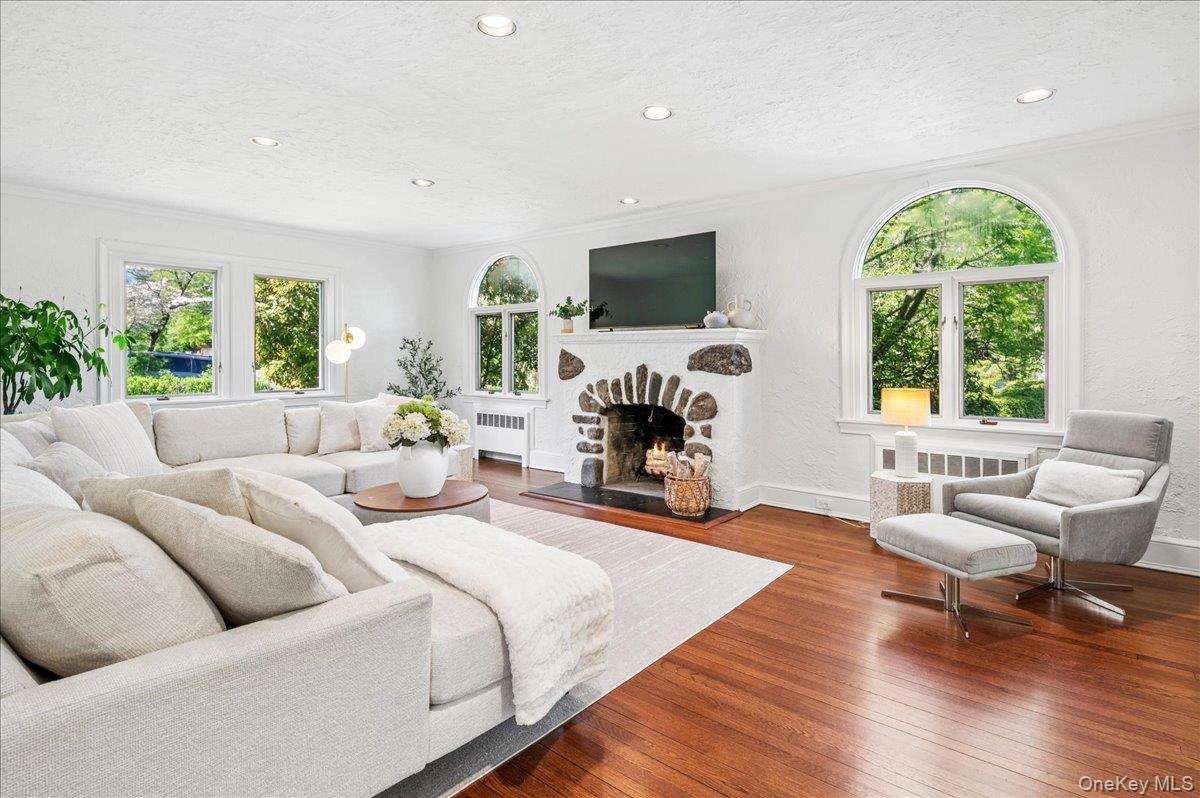 Single Family Broadfield Road  Westchester County, NY 10804, MLS-1044738-8