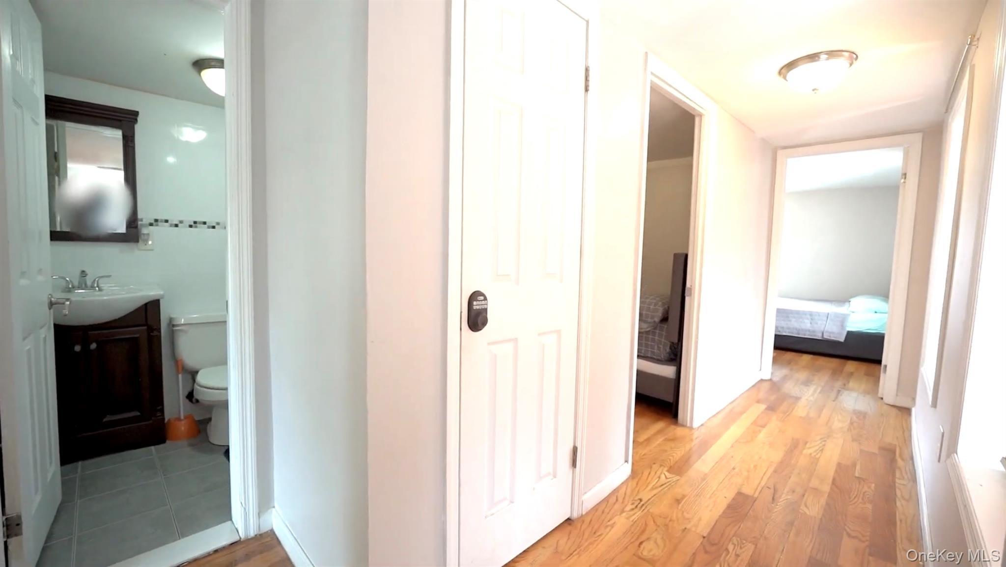 Single Family E 222nd Street Bronx, NY 10467, MLS-1044743-10