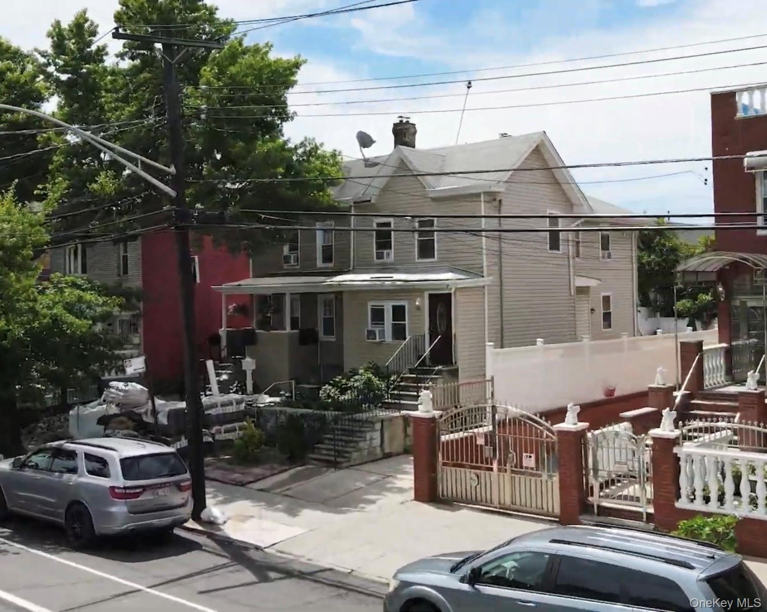 Single Family E 222nd Street Bronx, NY 10467, MLS-1044743-2