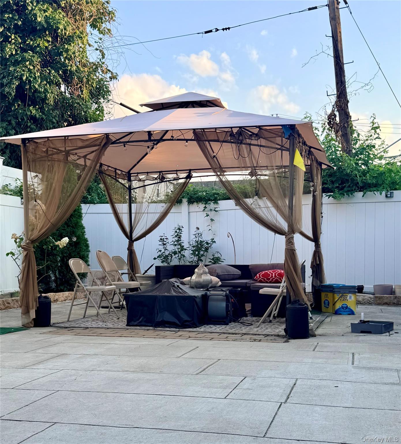 Single Family E 222nd Street Bronx, NY 10467, MLS-1044743-3