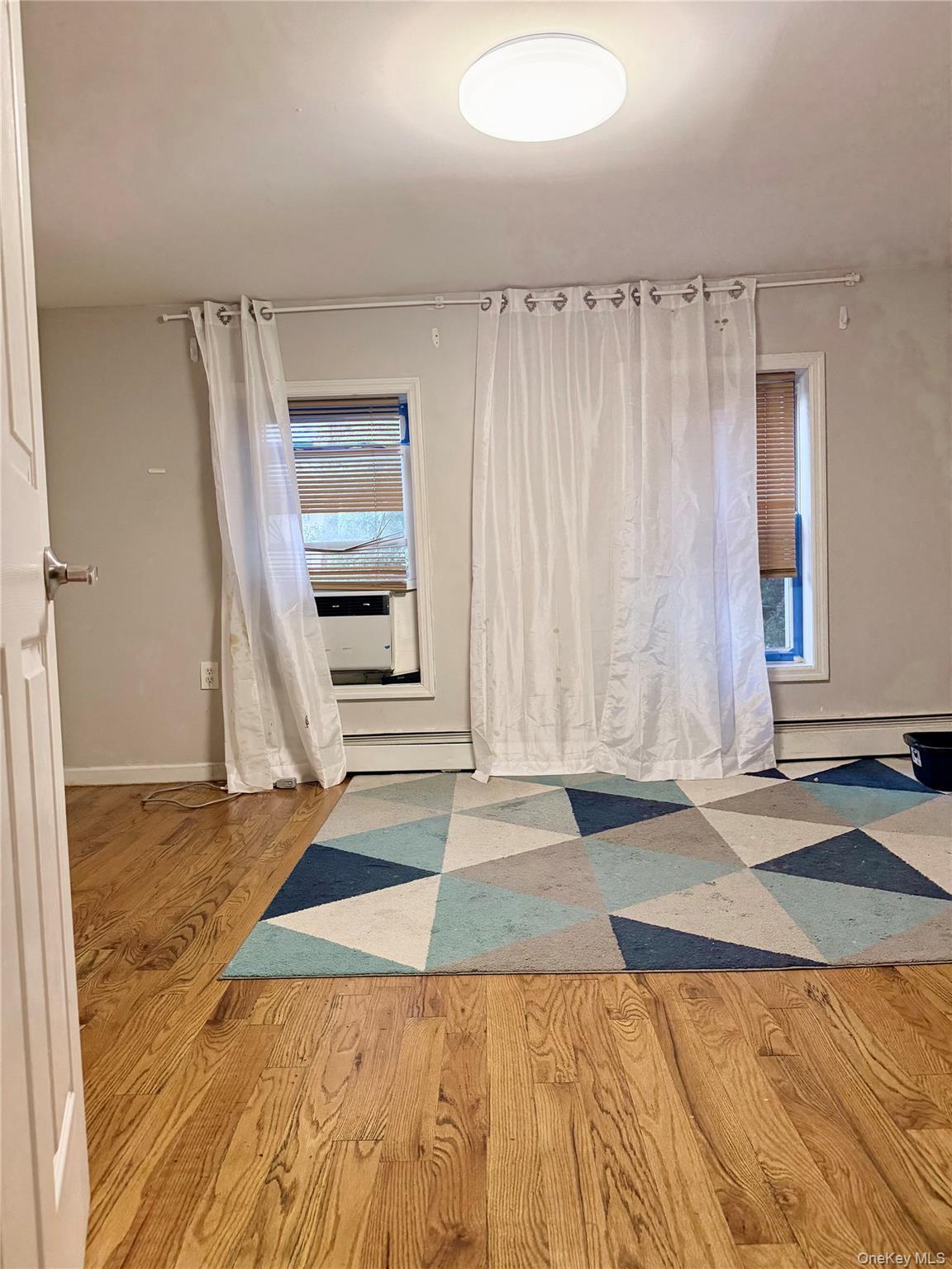 Single Family E 222nd Street Bronx, NY 10467, MLS-1044743-8