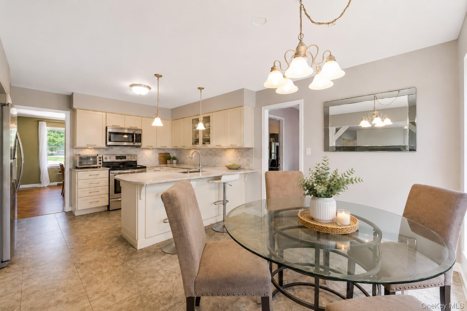 Single Family Westchester Drive  Suffolk County, NY 11778, MLS-1044746-17