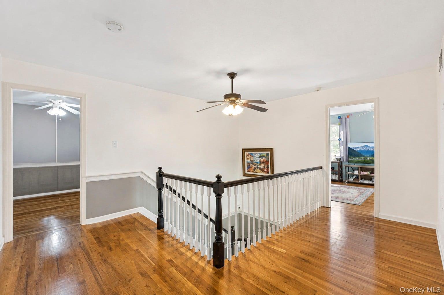 Single Family Westchester Drive  Suffolk County, NY 11778, MLS-1044746-28