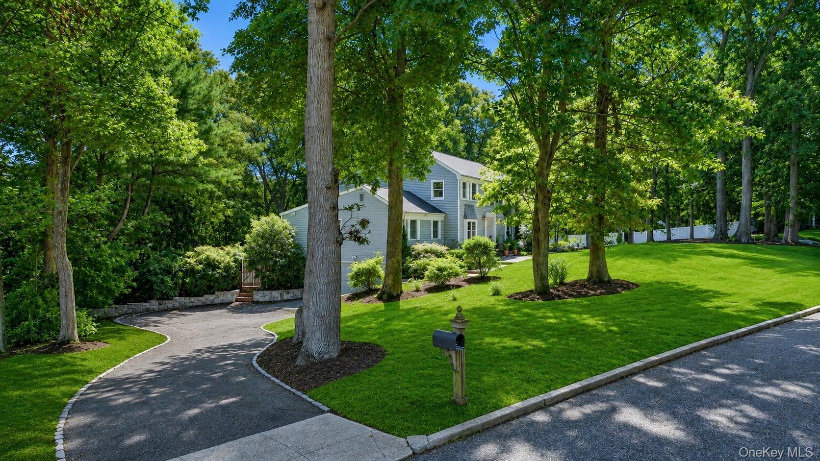 Single Family Westchester Drive  Suffolk County, NY 11778, MLS-1044746-3