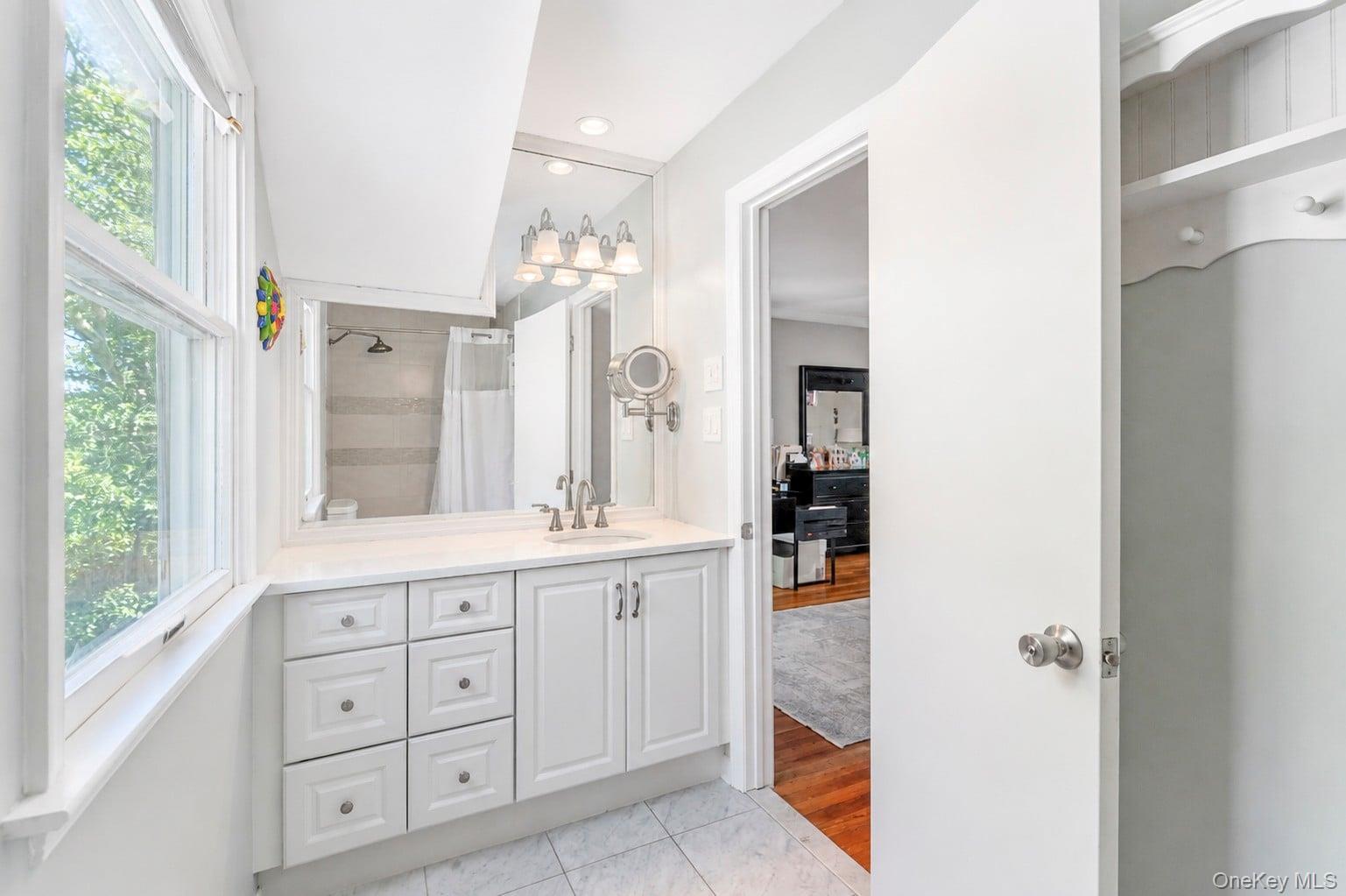 Single Family Westchester Drive  Suffolk County, NY 11778, MLS-1044746-34