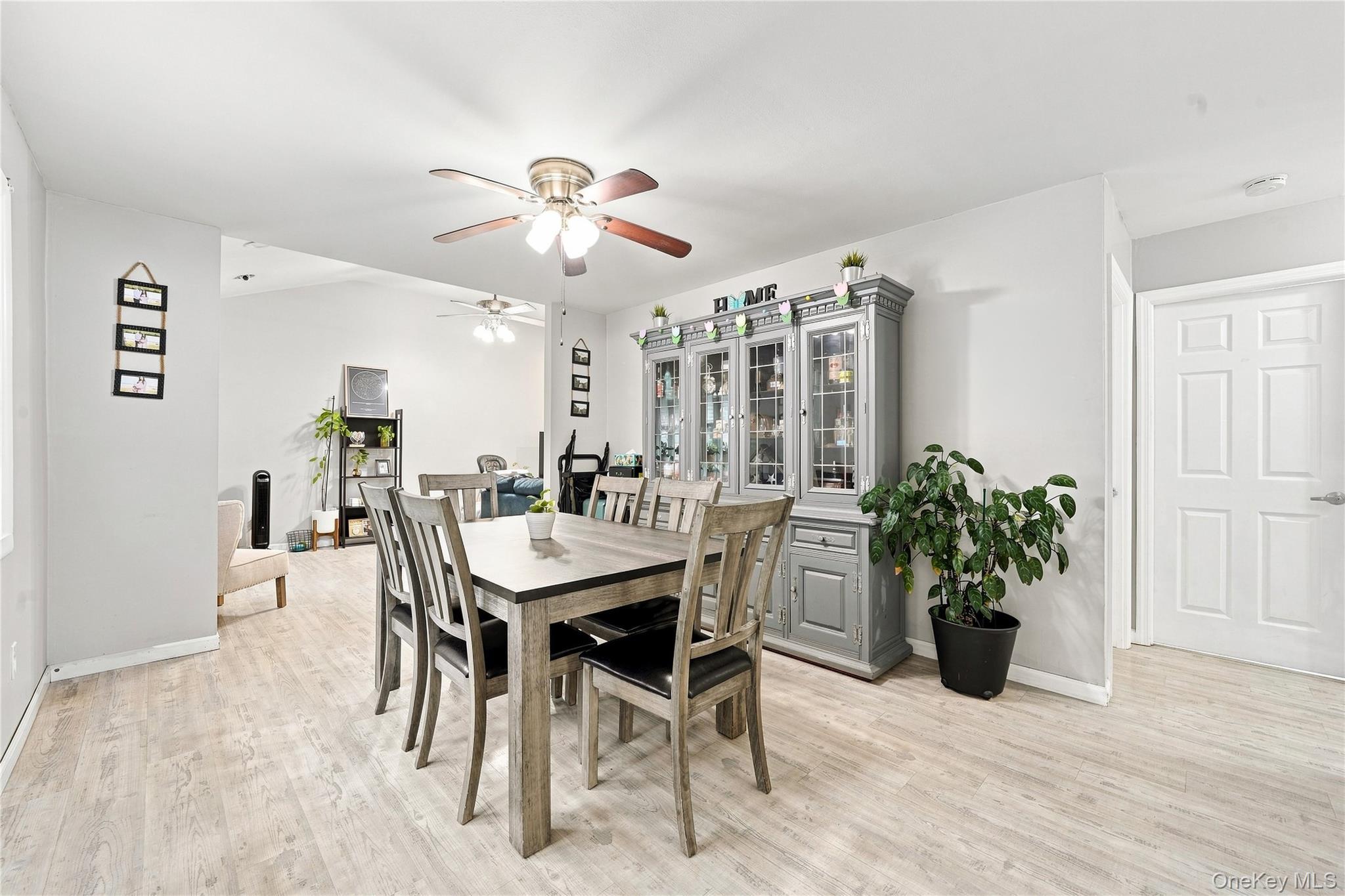 Single Family Talbot Lane  Suffolk County, NY 11784, MLS-1044751-10