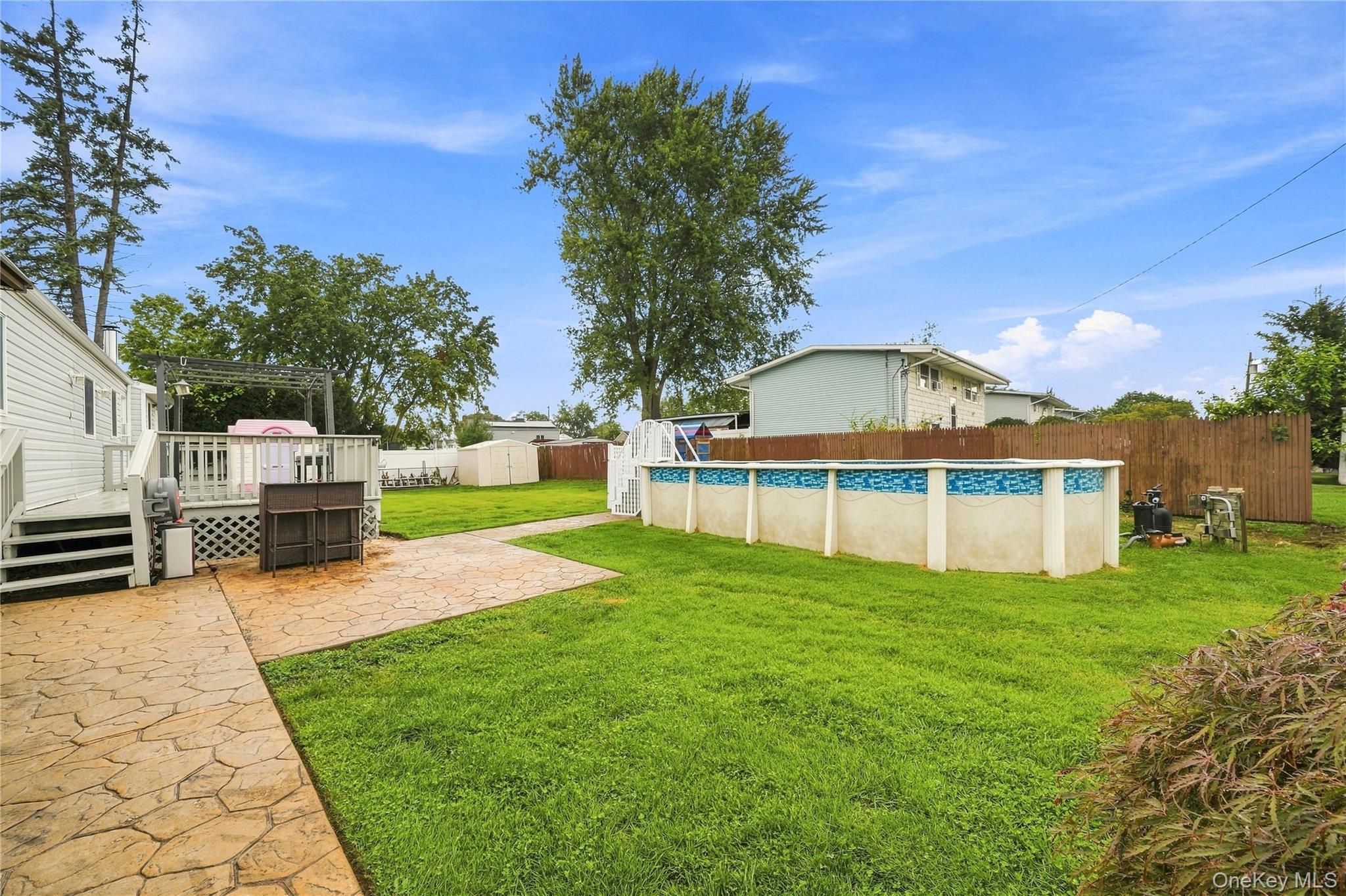 Single Family Talbot Lane  Suffolk County, NY 11784, MLS-1044751-48