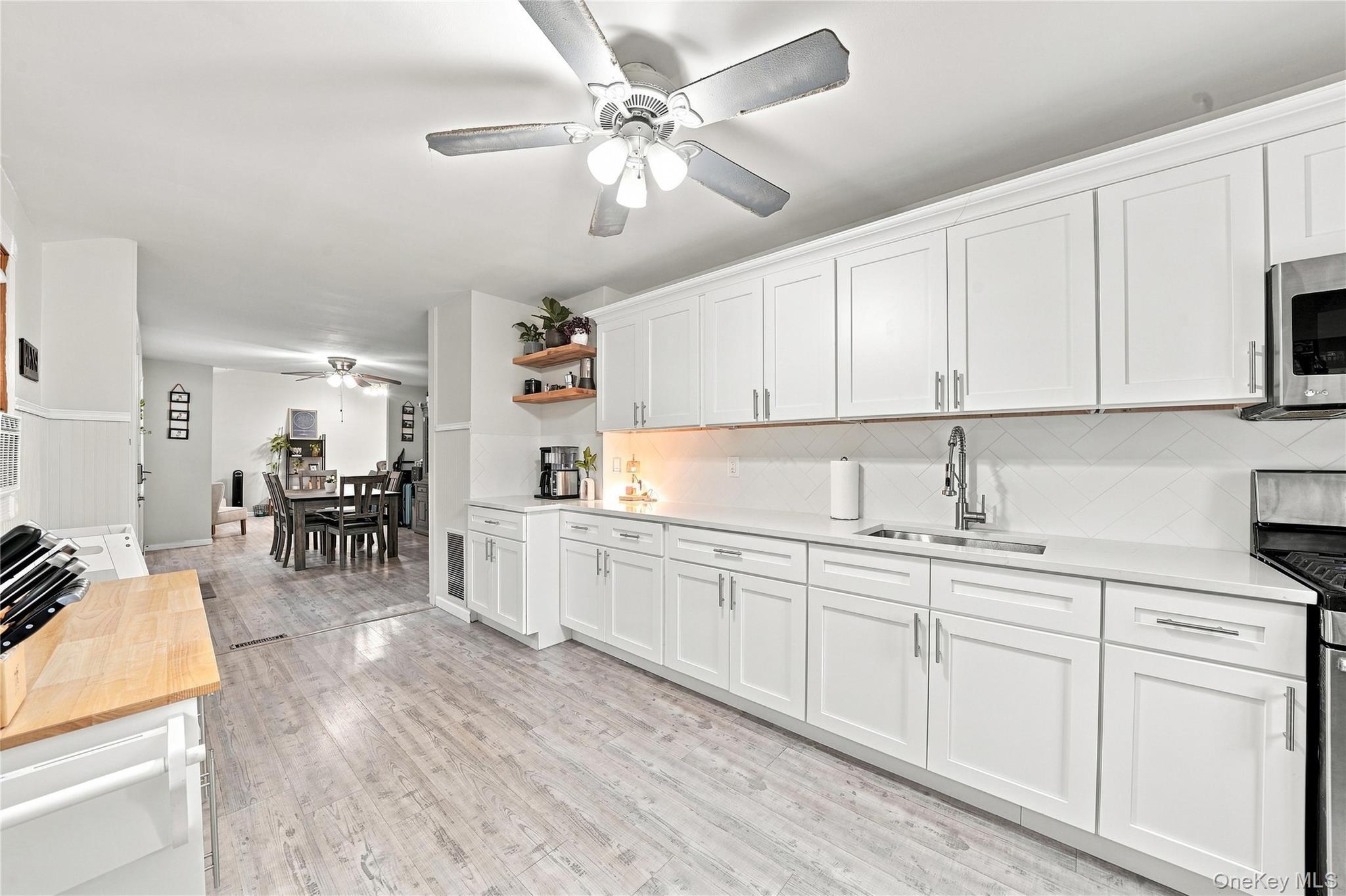 Single Family Talbot Lane  Suffolk County, NY 11784, MLS-1044751-5