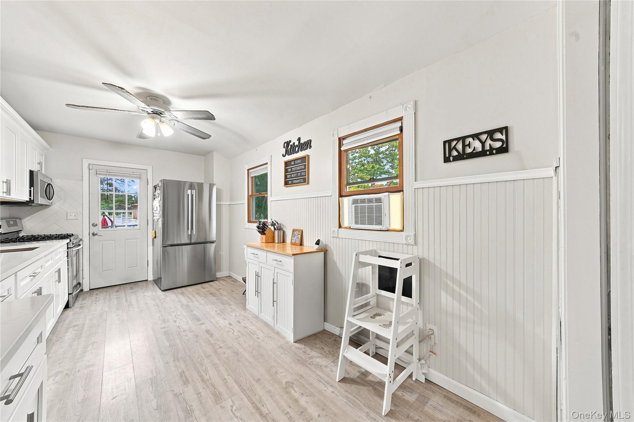 Single Family Talbot Lane  Suffolk County, NY 11784, MLS-1044751-7