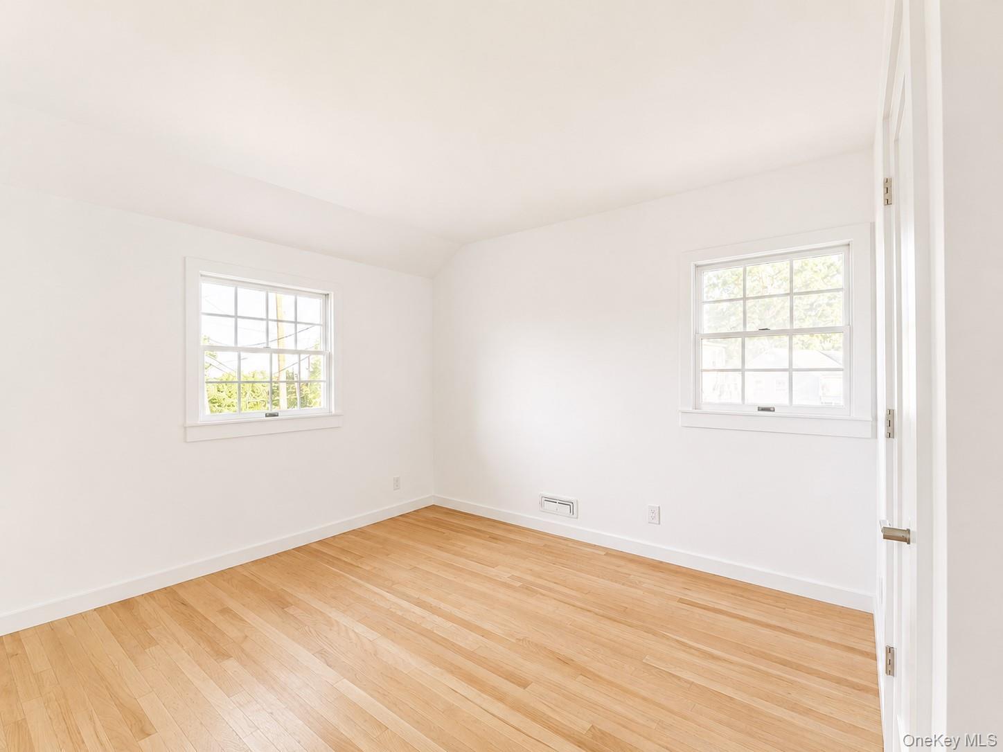 Single Family Priscilla Lane Westchester County, NY 10573, MLS-1044756-18