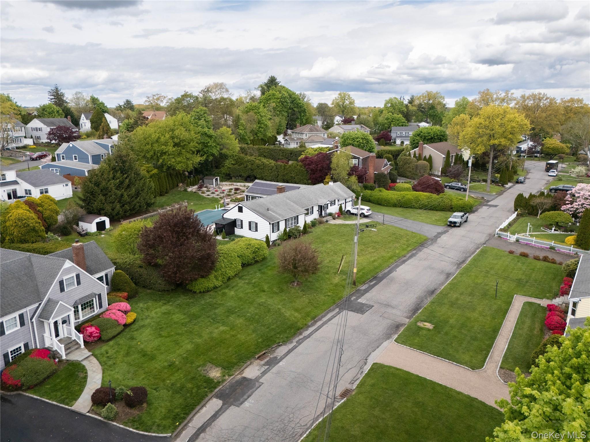 Single Family Priscilla Lane Westchester County, NY 10573, MLS-1044756-2