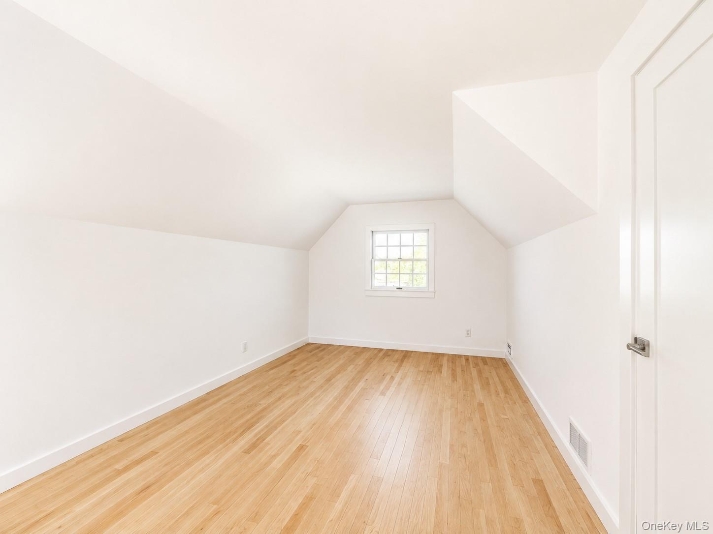 Single Family Priscilla Lane Westchester County, NY 10573, MLS-1044756-21