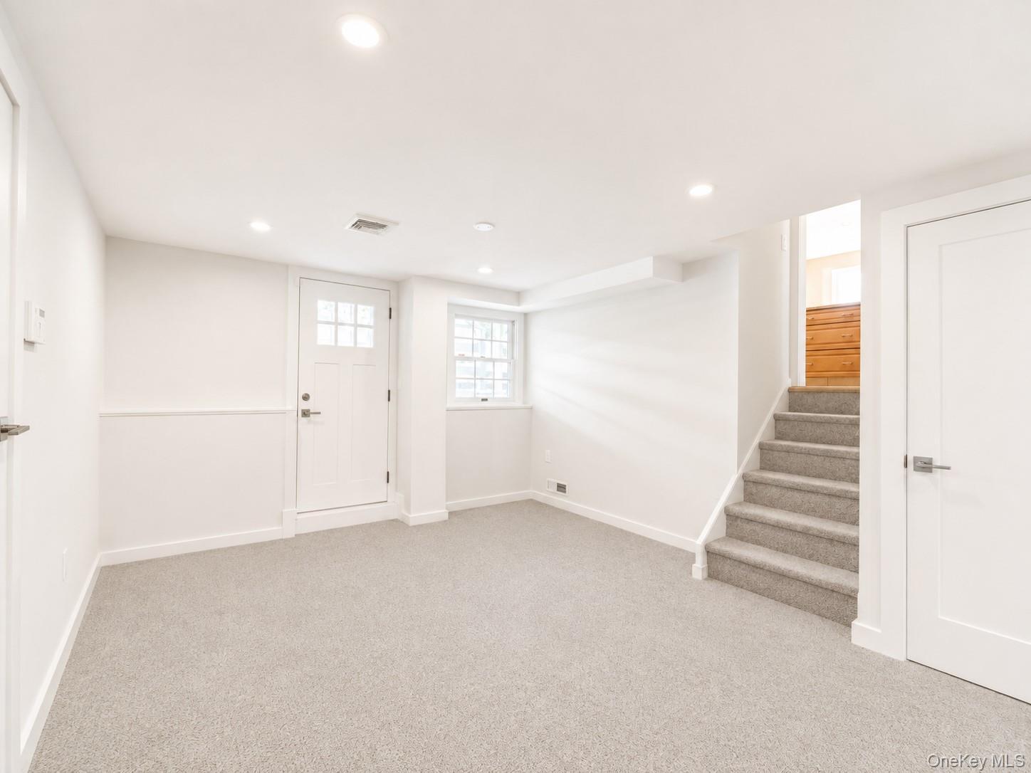 Single Family Priscilla Lane Westchester County, NY 10573, MLS-1044756-22