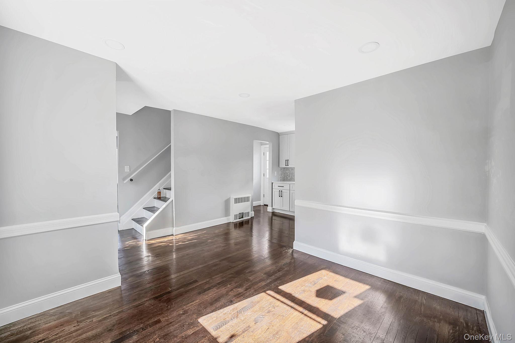 Single Family Hudson Court Nassau County, NY 11563, MLS-1044766-8