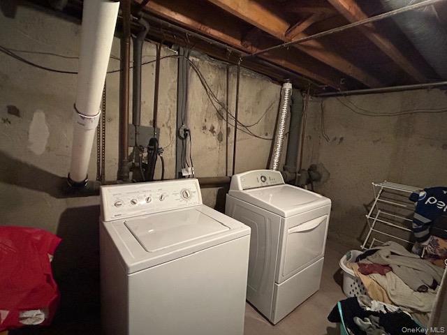Single Family Durst Drive  Suffolk County, NY 11784, MLS-1044801-13