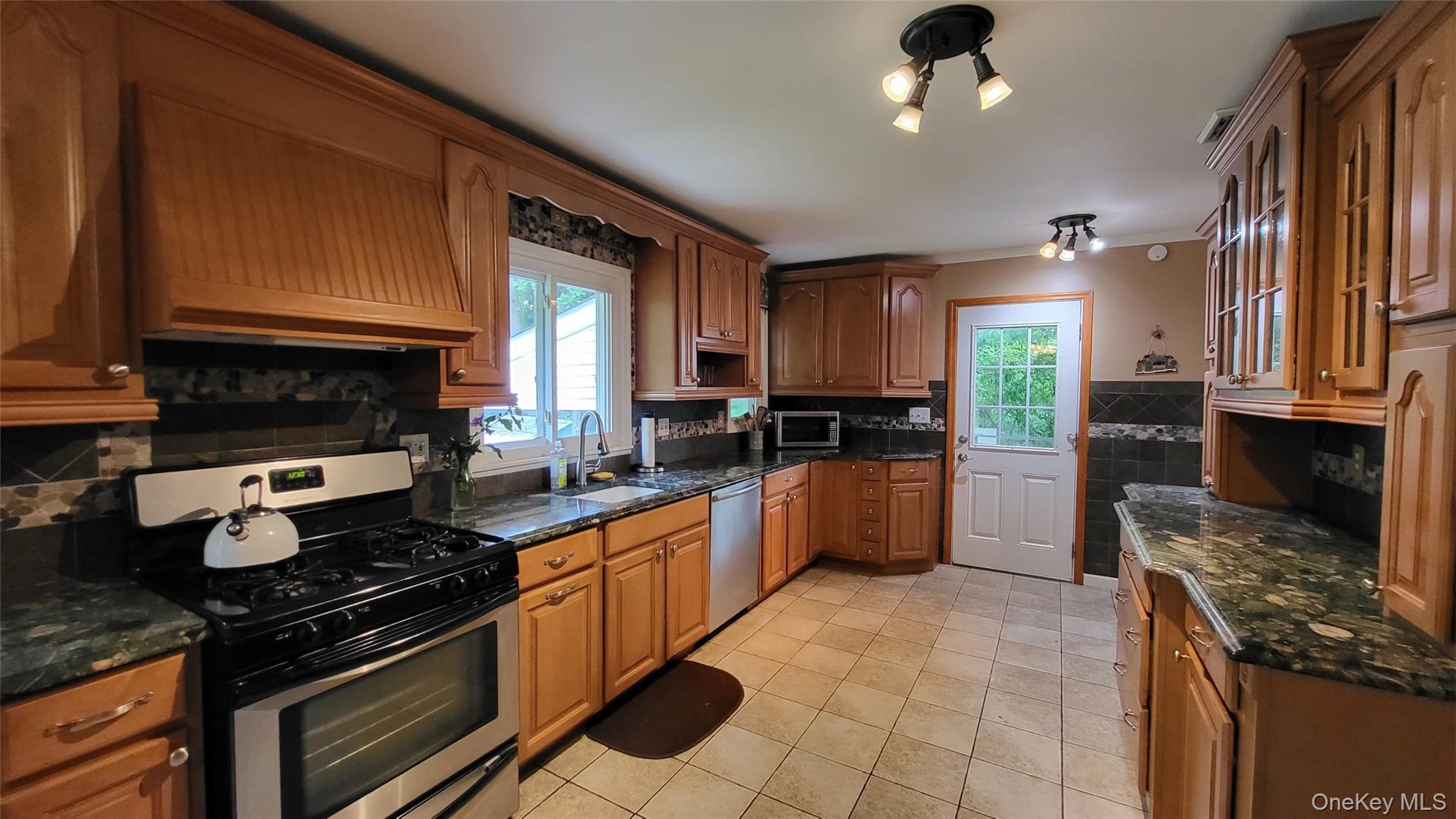 Single Family Phillips Street  Dutchess County, NY 12508, MLS-1044805-10