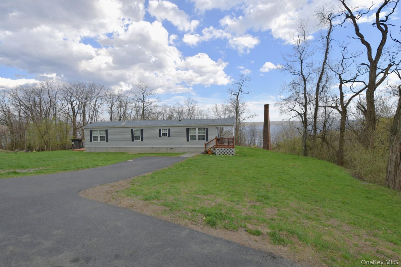 Single Family Willow Street  Ulster County, NY 12401, MLS-1044818-20