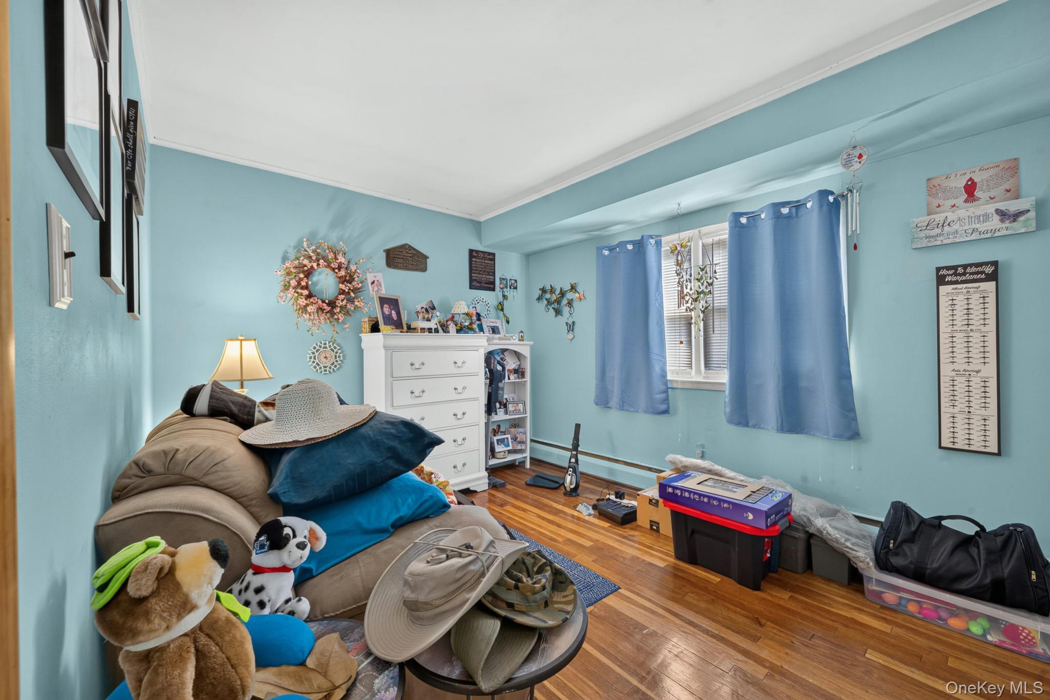 Single Family Elm Avenue Nassau County, NY 11735, MLS-1044843-25
