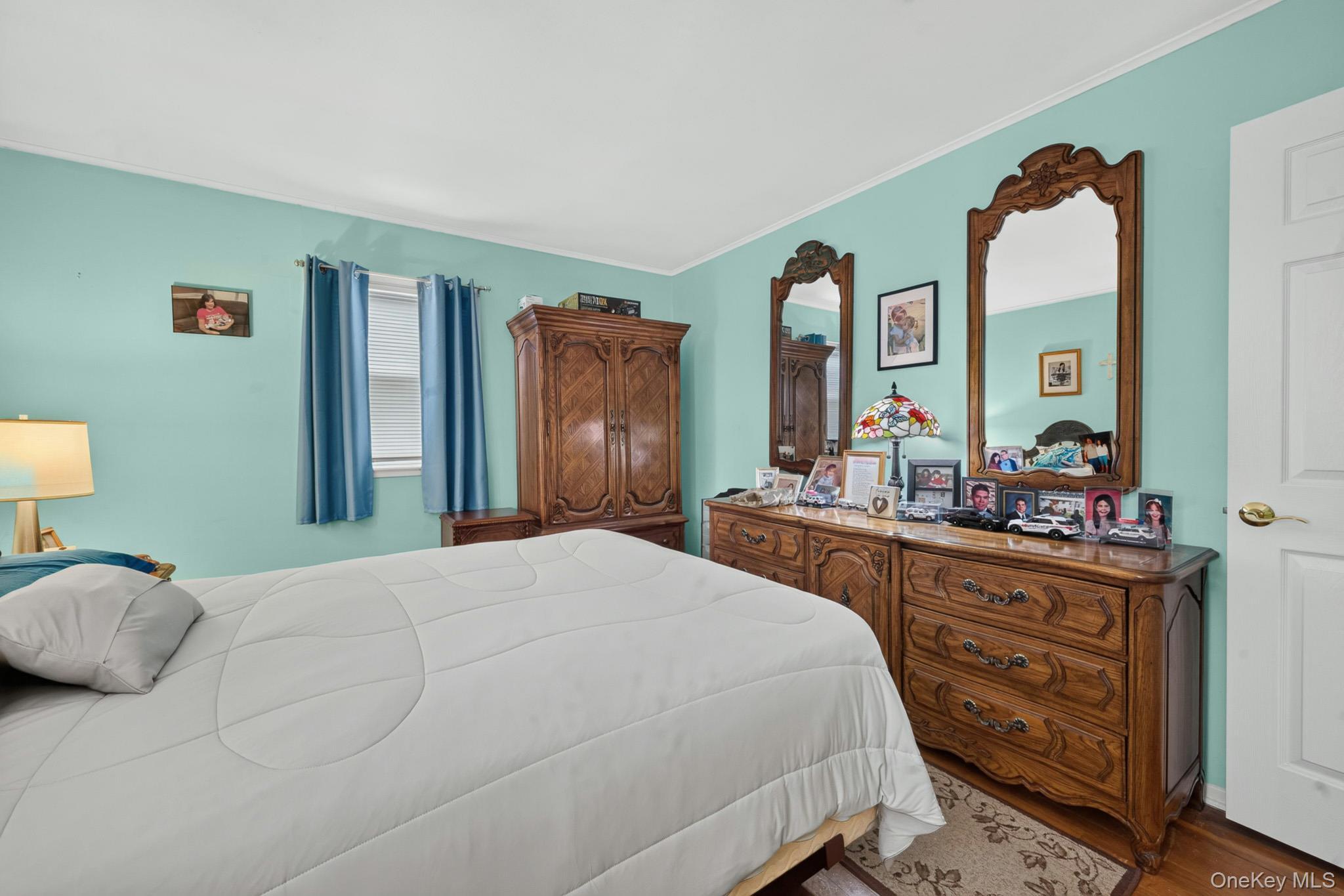 Single Family Elm Avenue Nassau County, NY 11735, MLS-1044843-29