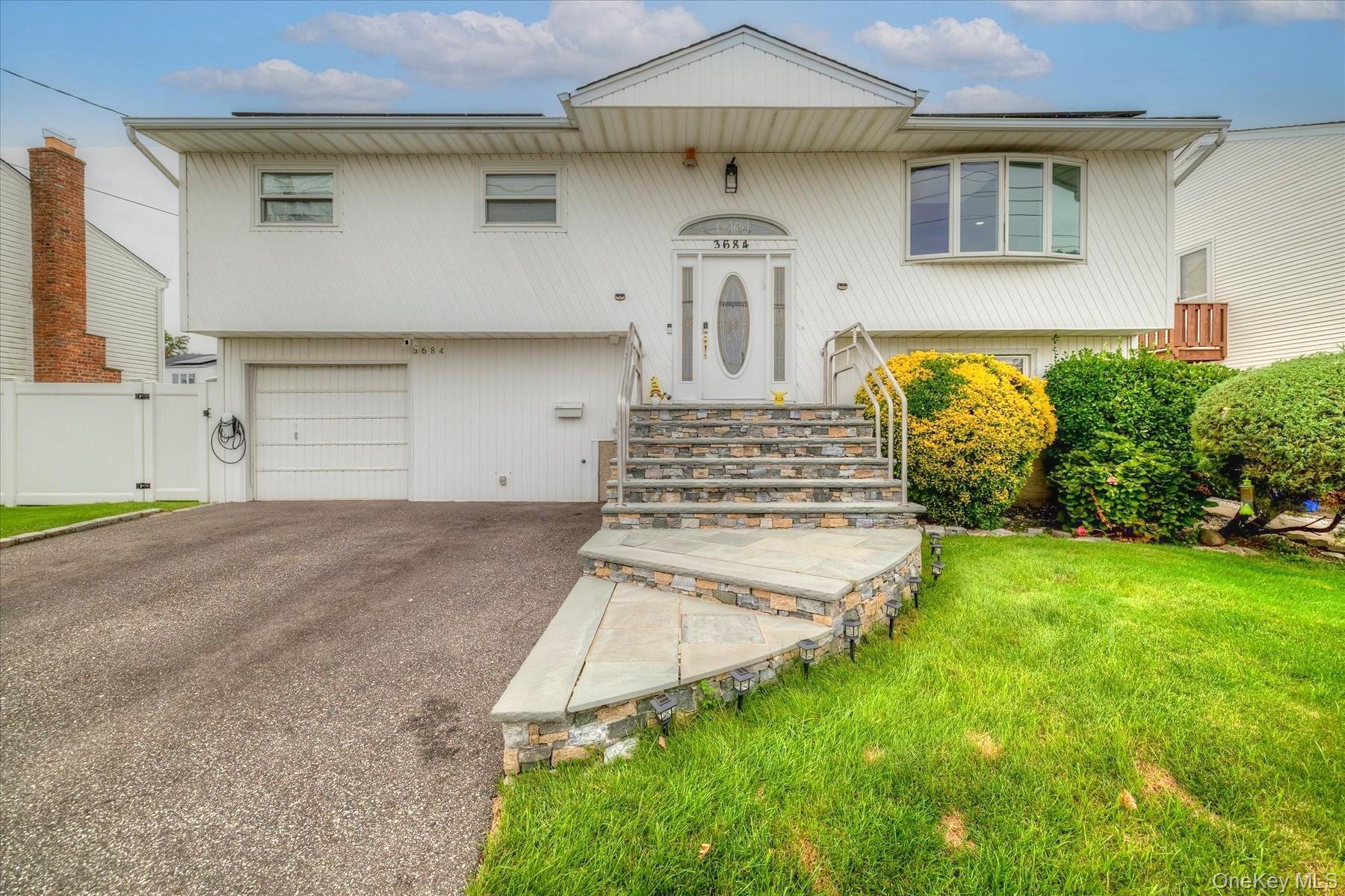 Single Family Oceanside Road E  Nassau County, NY 11572, MLS-1044849-2