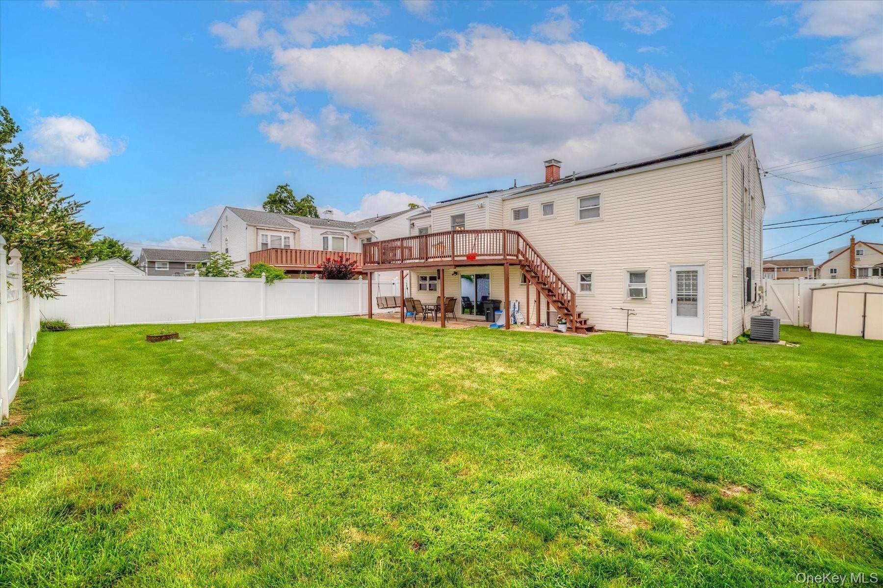 Single Family Oceanside Road E  Nassau County, NY 11572, MLS-1044849-27