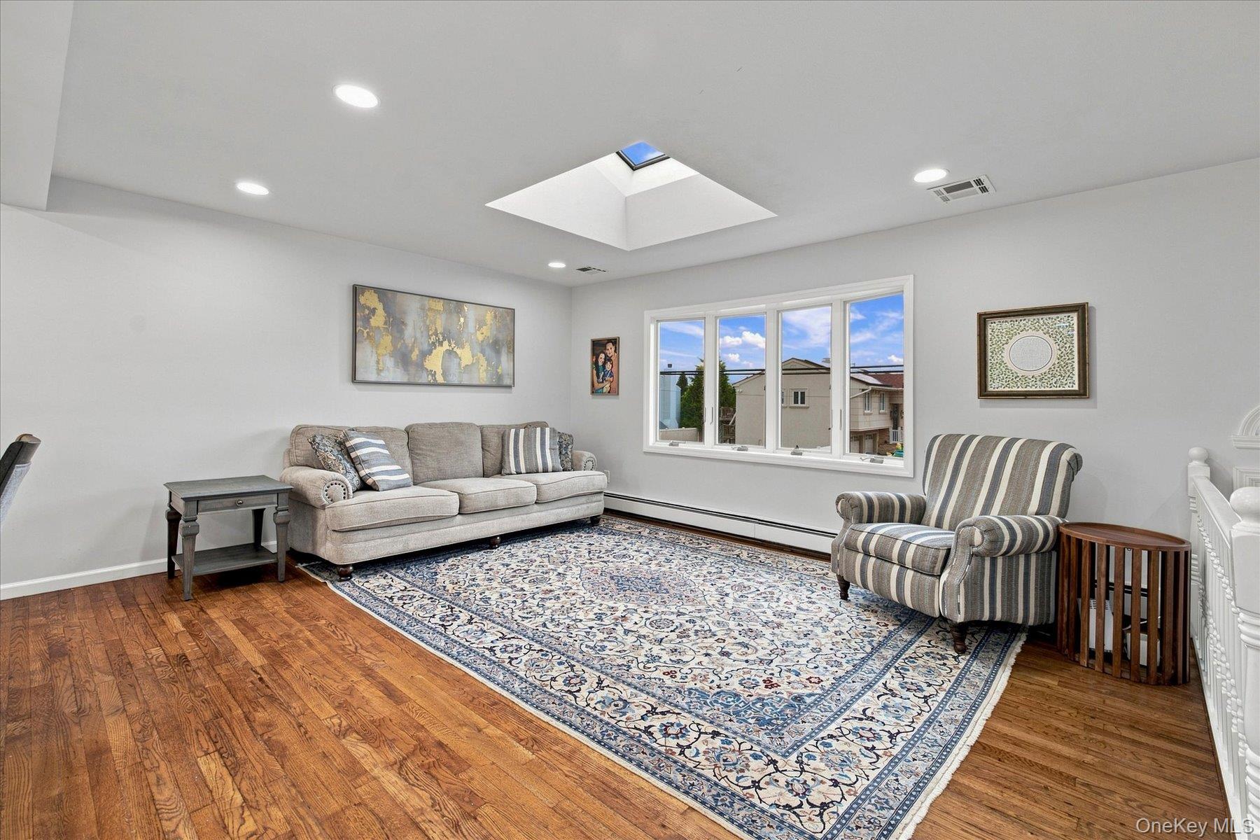 Single Family Oceanside Road E  Nassau County, NY 11572, MLS-1044849-4