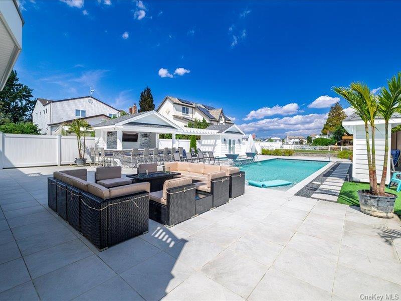Single Family Anchor Place  Nassau County, NY 11572, MLS-1044851-35