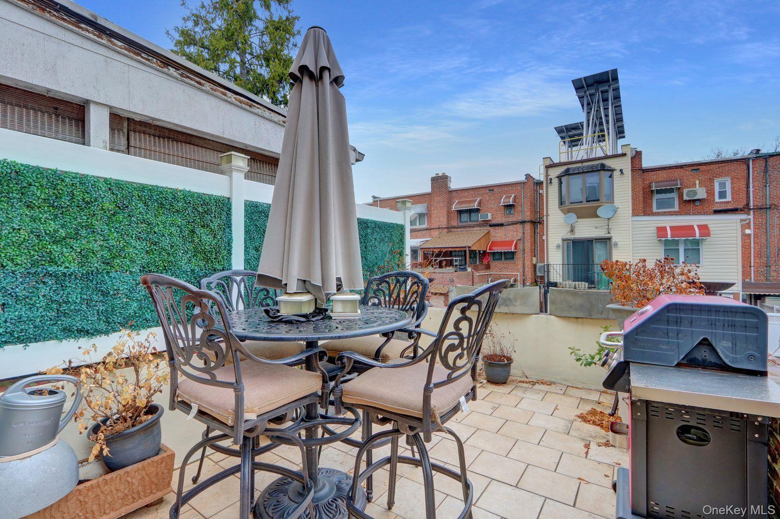 Single Family 77th Place Queens, NY 11379, MLS-1044875-15