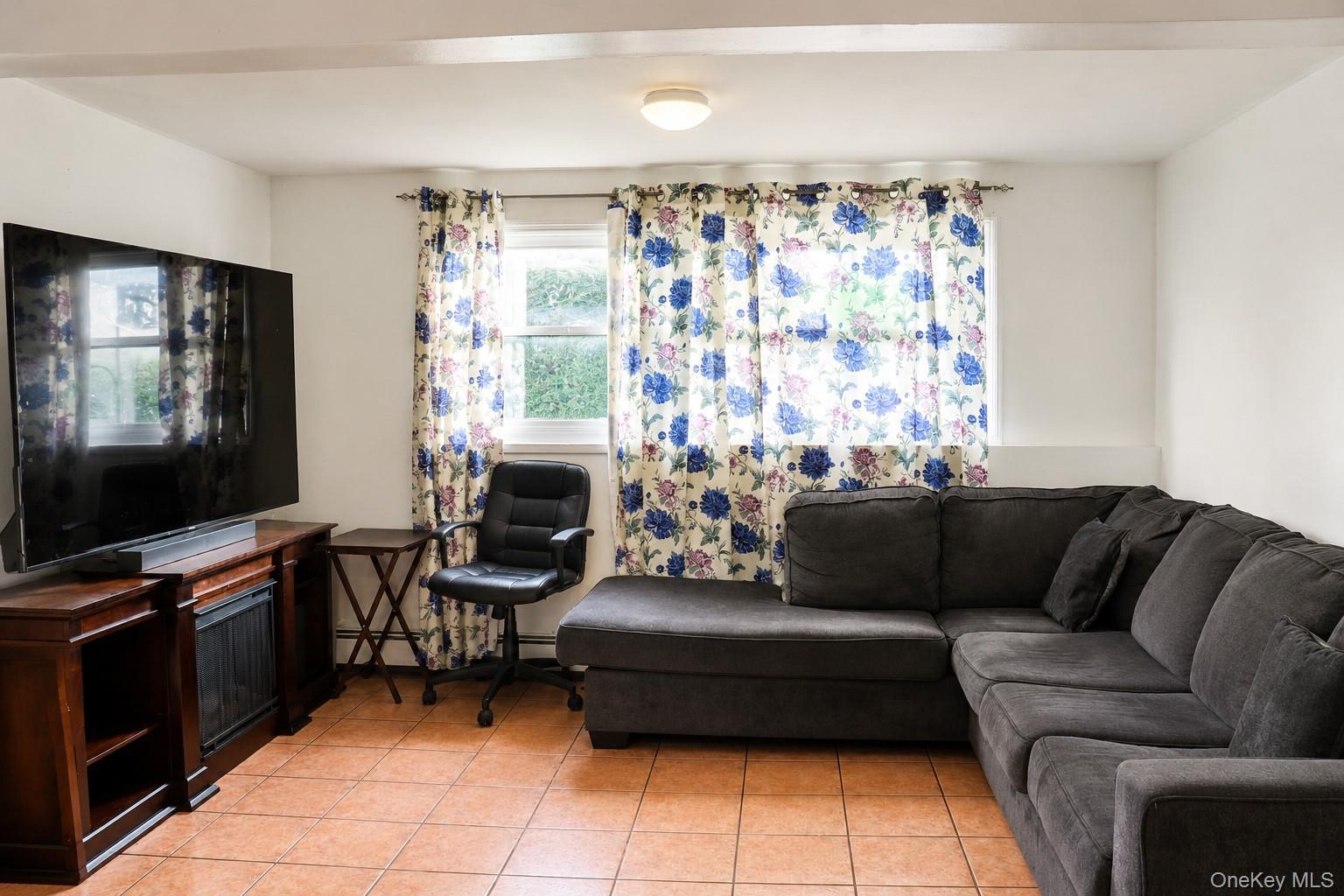 Single Family Island Avenue  Suffolk County, NY 11717, MLS-1044876-13