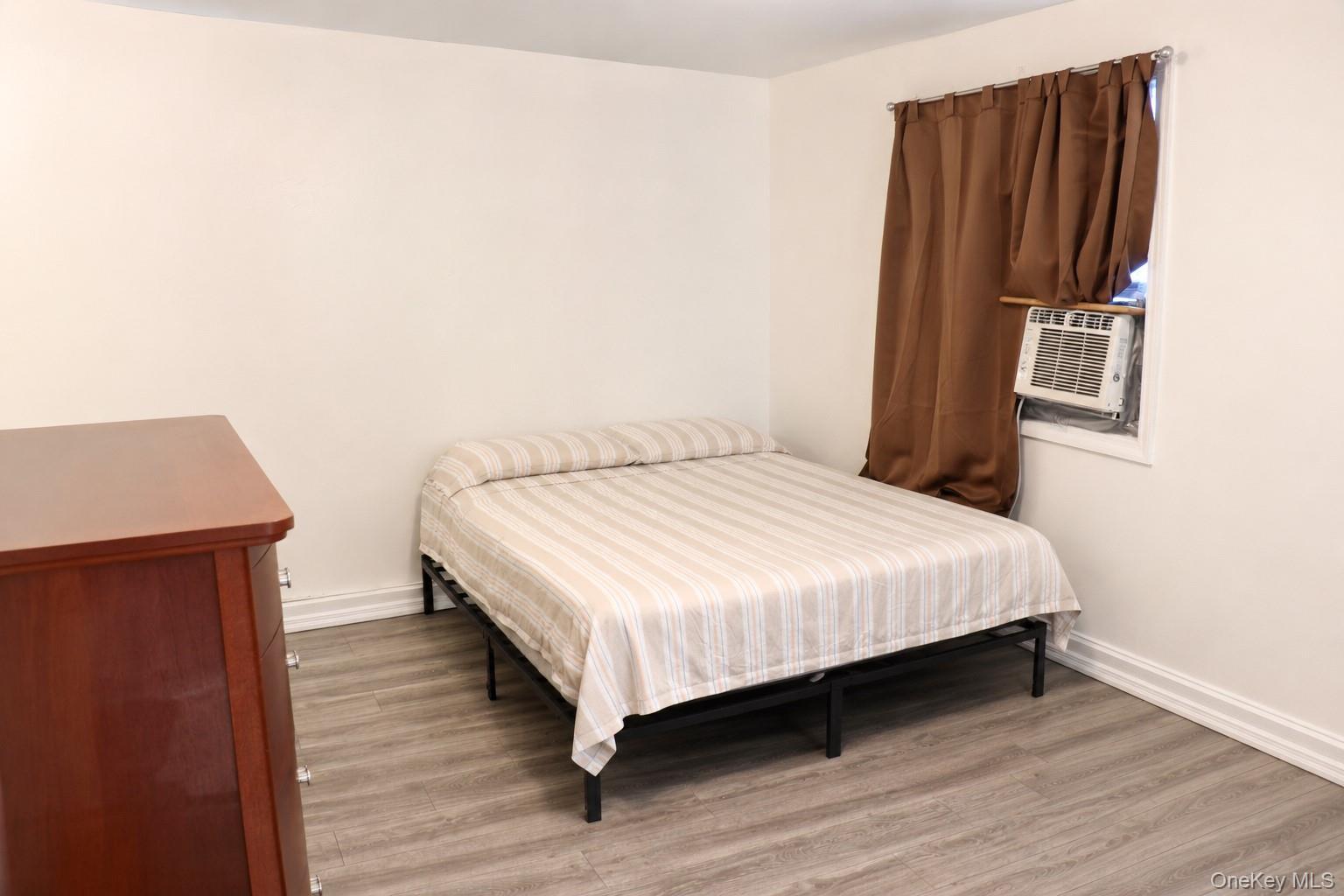 Single Family Island Avenue  Suffolk County, NY 11717, MLS-1044876-17