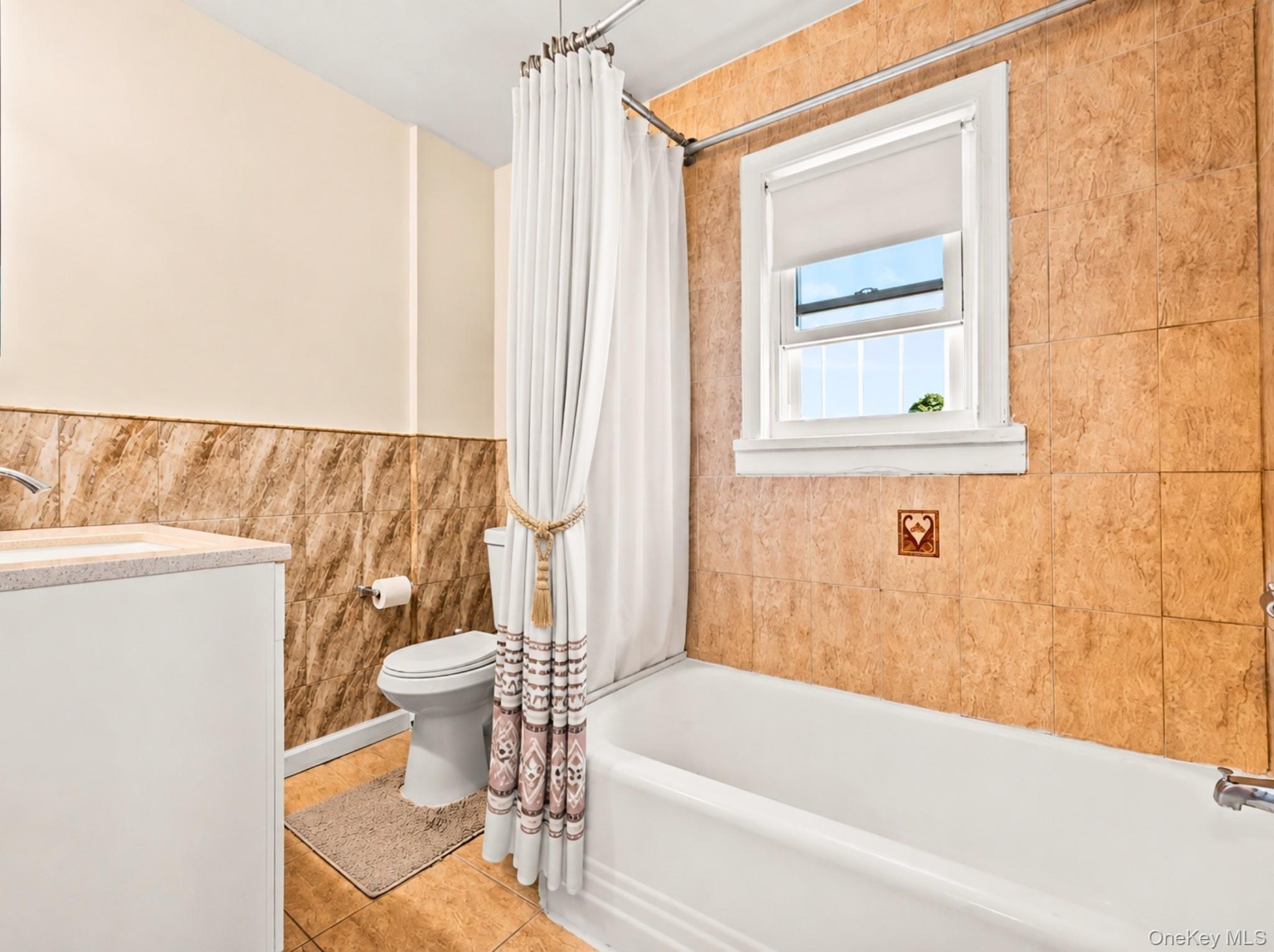 Single Family 218th Place Queens, NY 11427, MLS-1044887-13