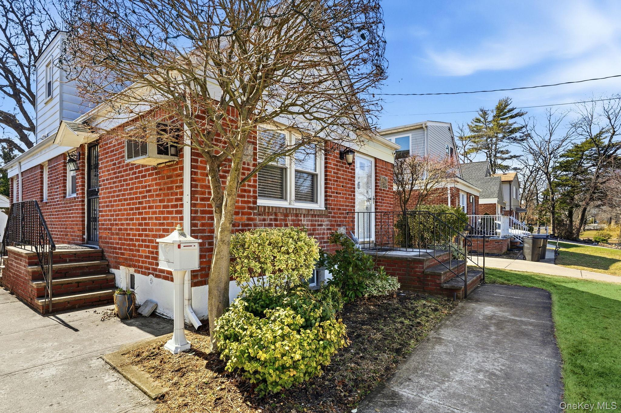Single Family W Fenimore Street Nassau County, NY 11580, MLS-1044892-33