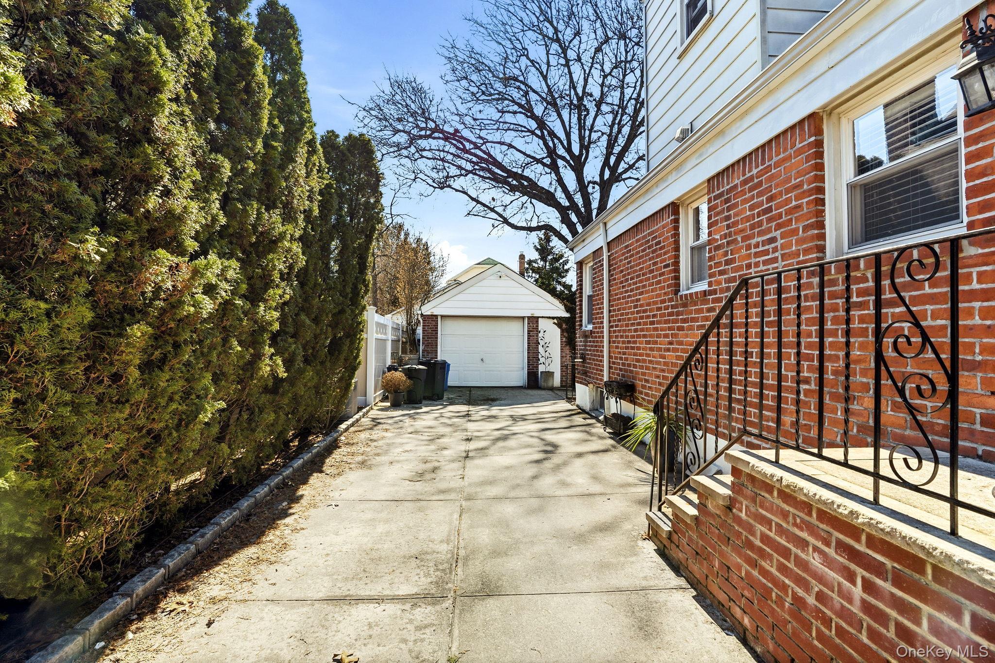 Single Family W Fenimore Street Nassau County, NY 11580, MLS-1044892-37