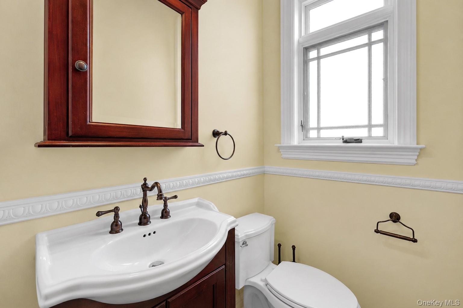 Single Family 91st Street  Queens, NY 11414, MLS-1044894-11