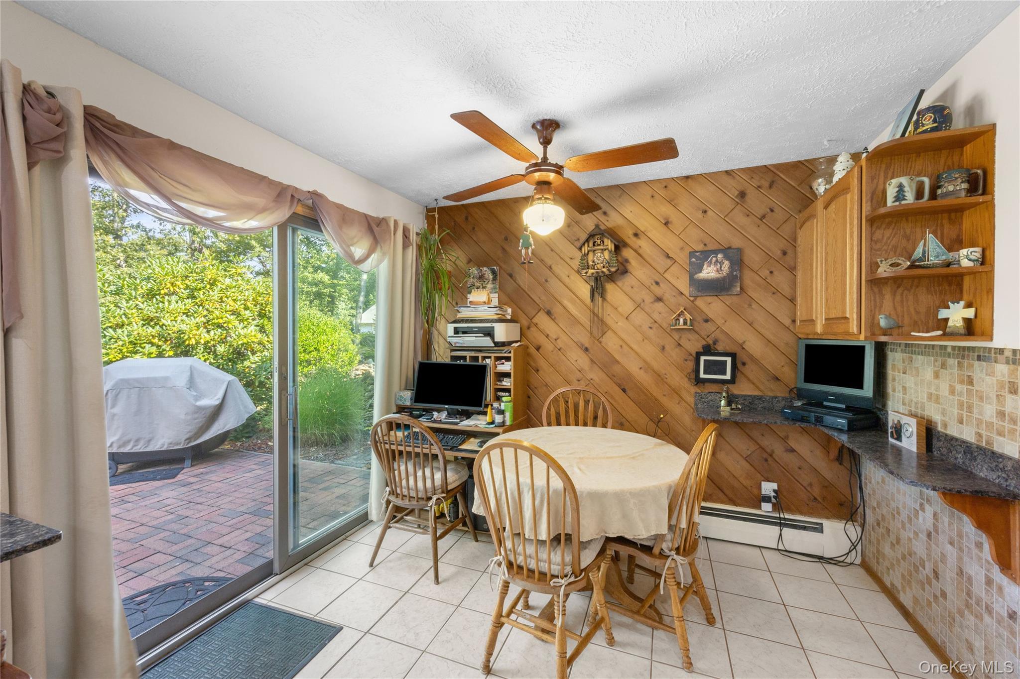 Single Family Yosemite Lane Suffolk County, NY 11727, MLS-1044931-12