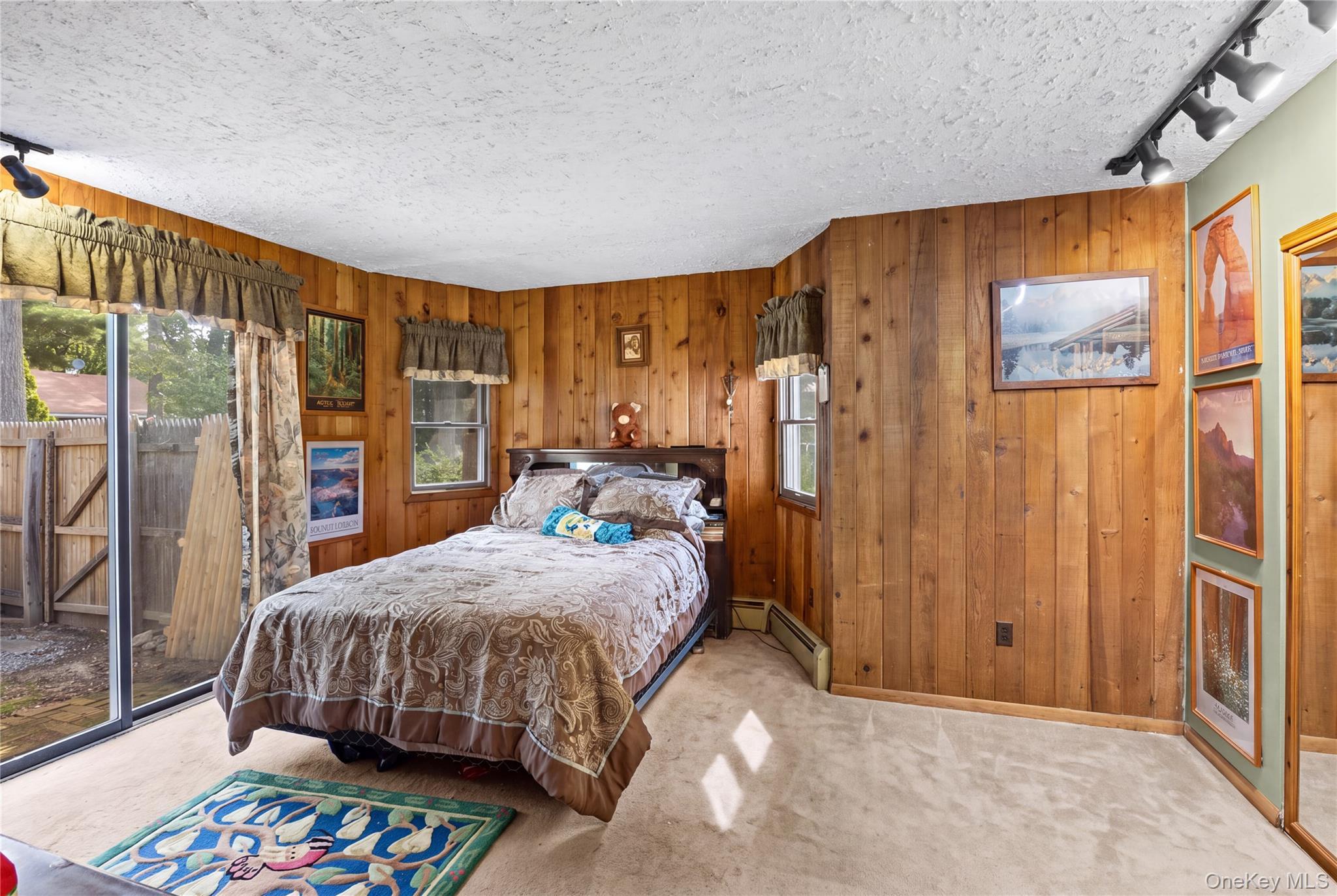 Single Family Yosemite Lane Suffolk County, NY 11727, MLS-1044931-25