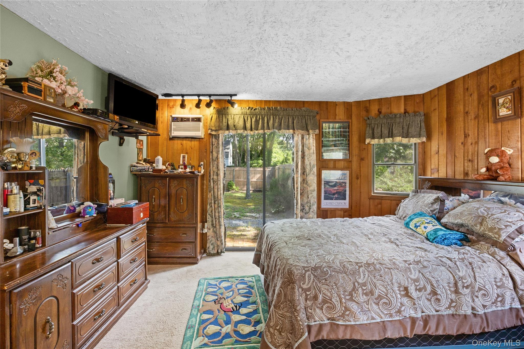Single Family Yosemite Lane Suffolk County, NY 11727, MLS-1044931-26
