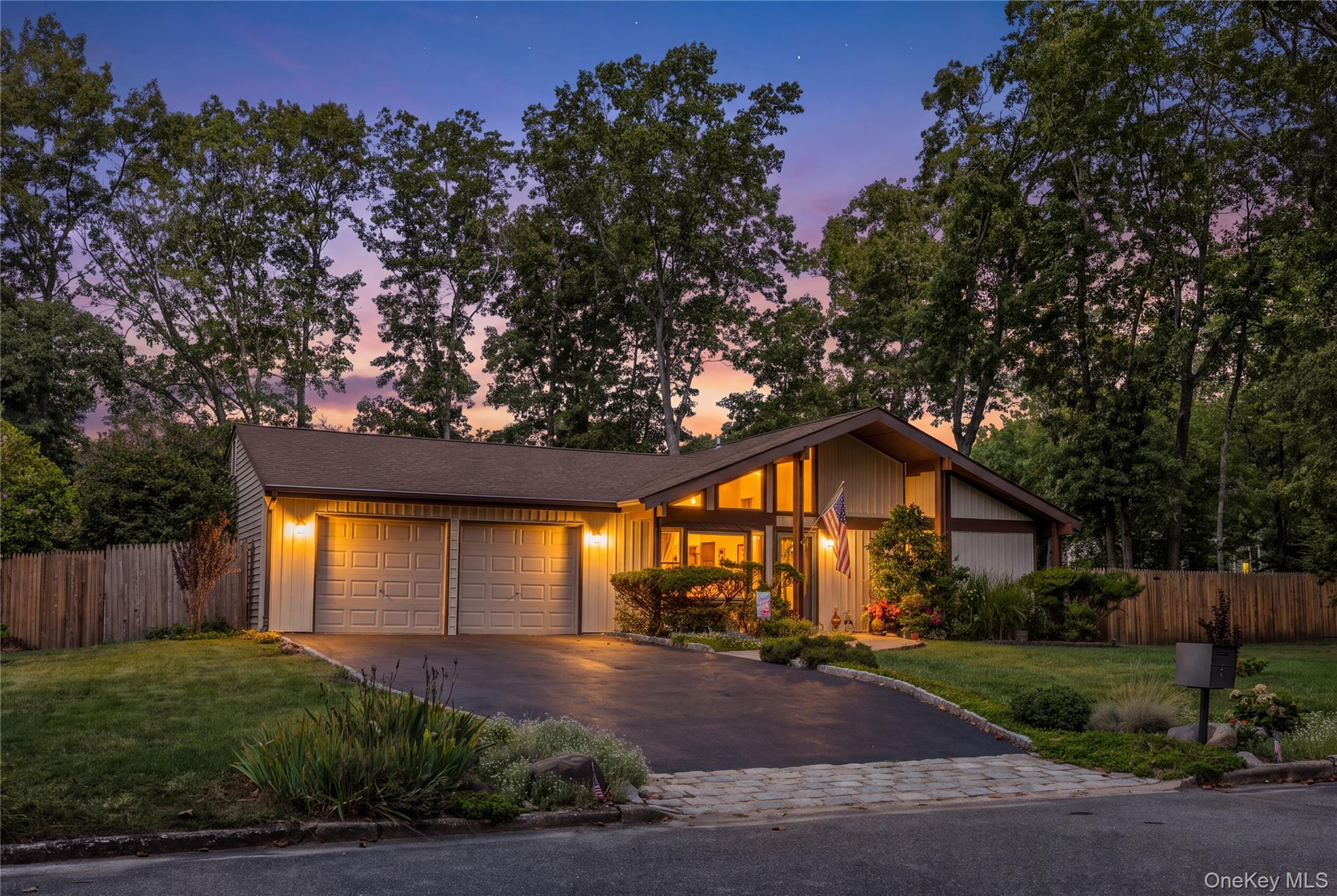 Single Family Yosemite Lane Suffolk County, NY 11727, MLS-1044931-3