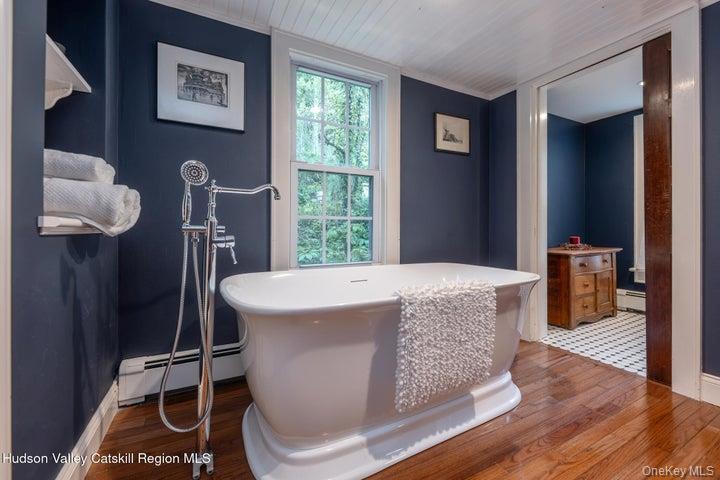 Single Family Swartekill Road Ulster County, NY 12561, MLS-1044938-24