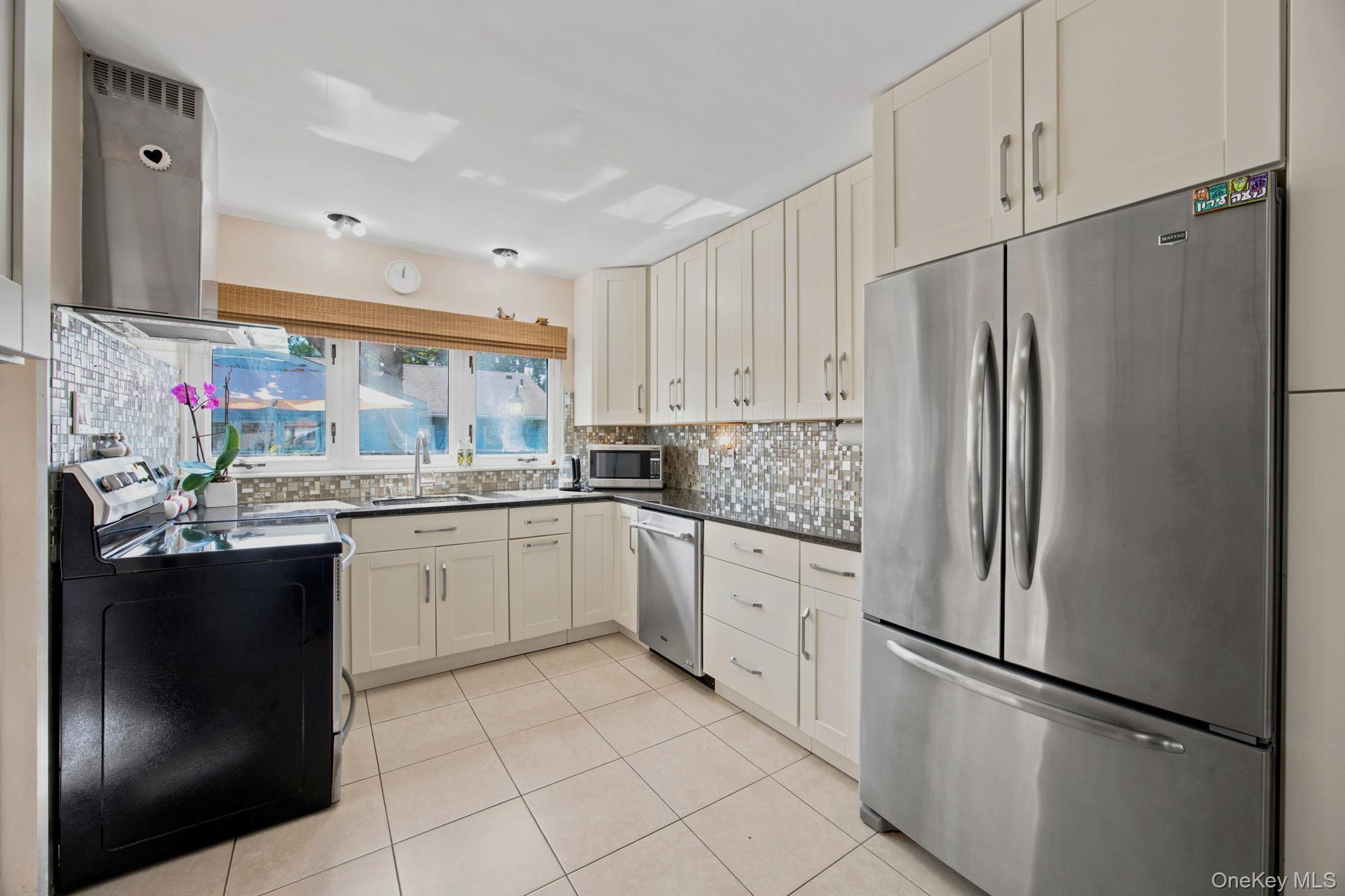 Single Family Joseph Street Nassau County, NY 11040, MLS-1044948-10
