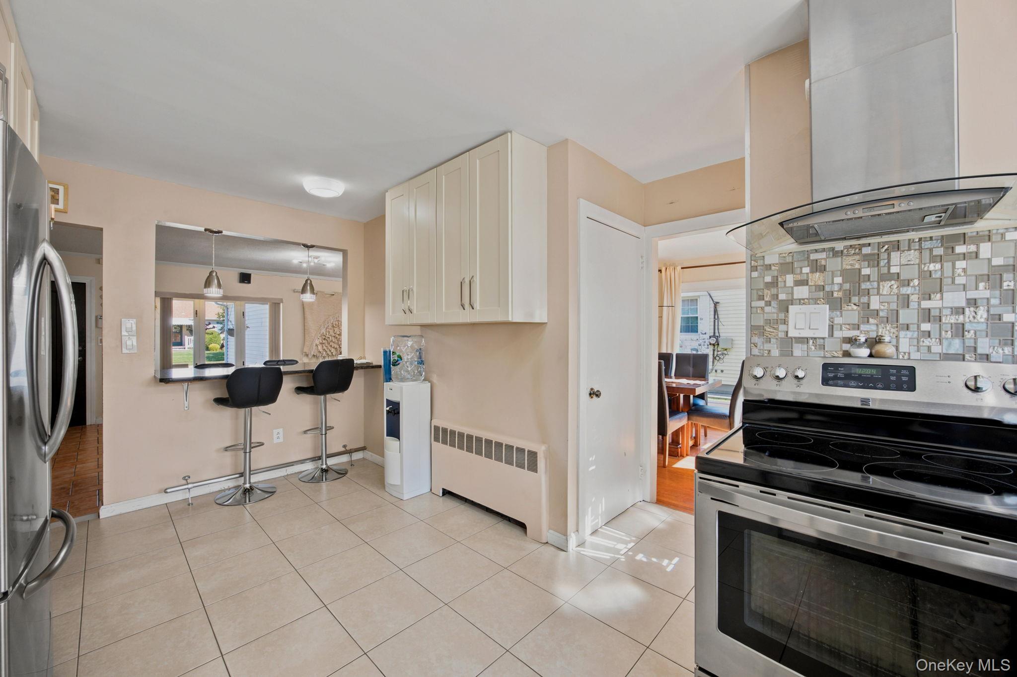 Single Family Joseph Street Nassau County, NY 11040, MLS-1044948-11