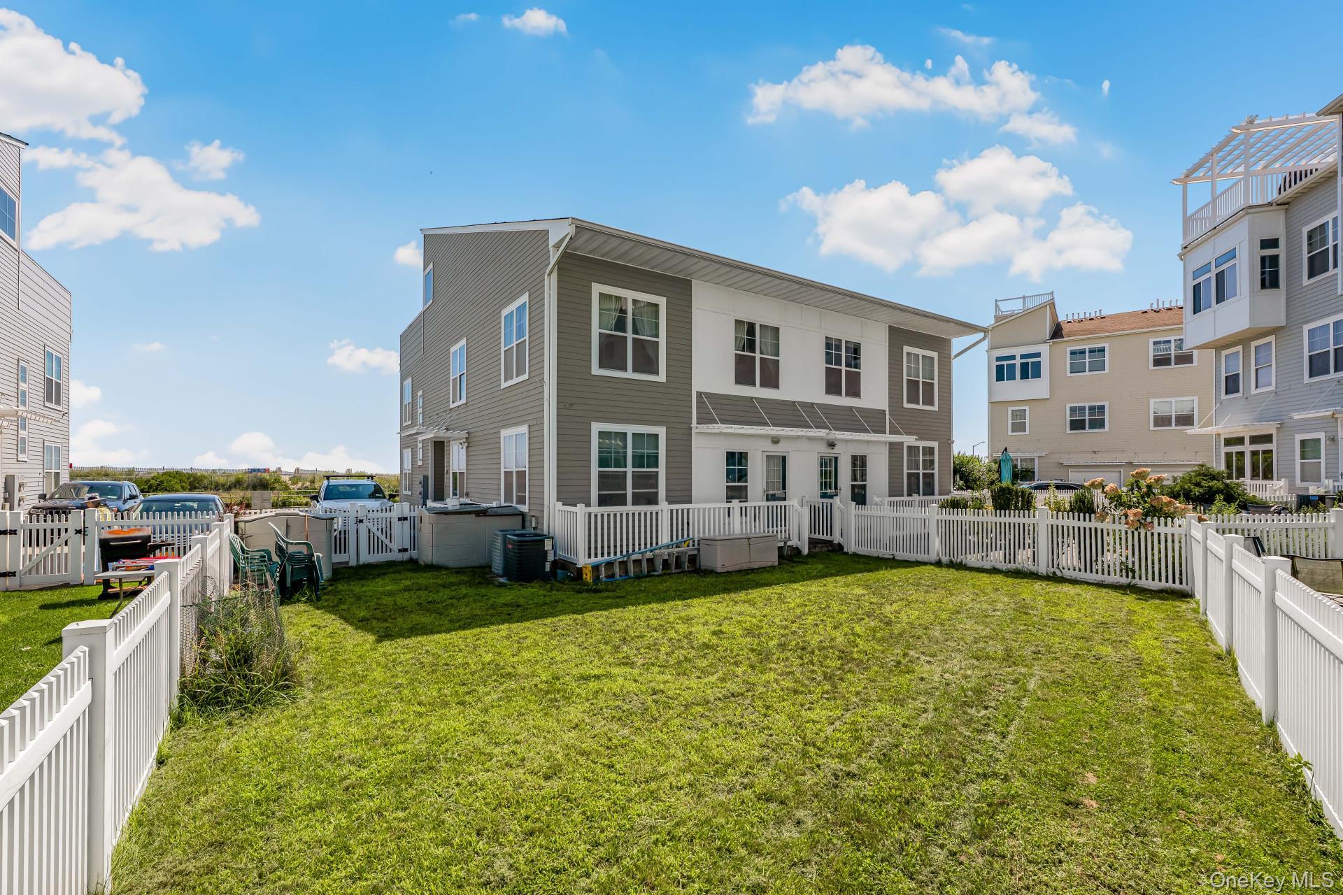 Single Family Beach Front Road Queens, NY 11692, MLS-1044979-10