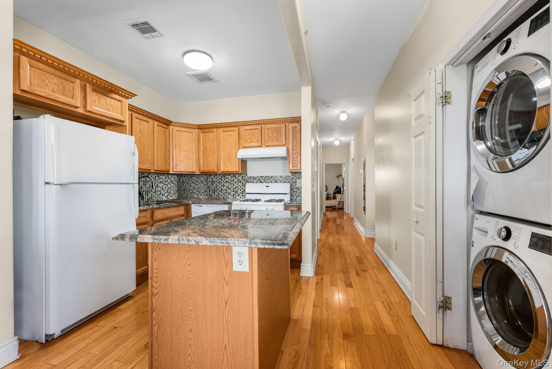 Single Family Beach Front Road Queens, NY 11692, MLS-1044979-15