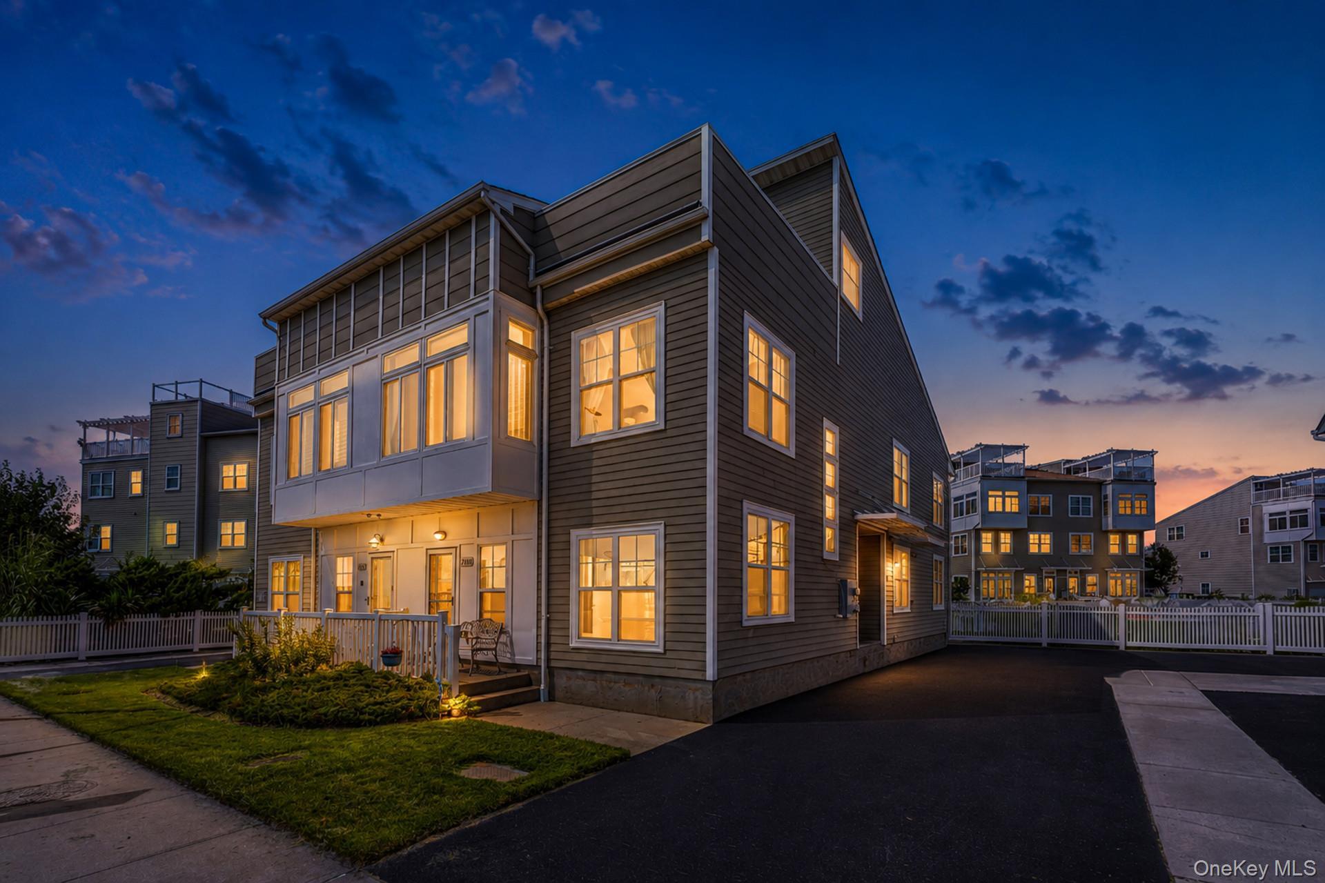 Single Family Beach Front Road Queens, NY 11692, MLS-1044979-18