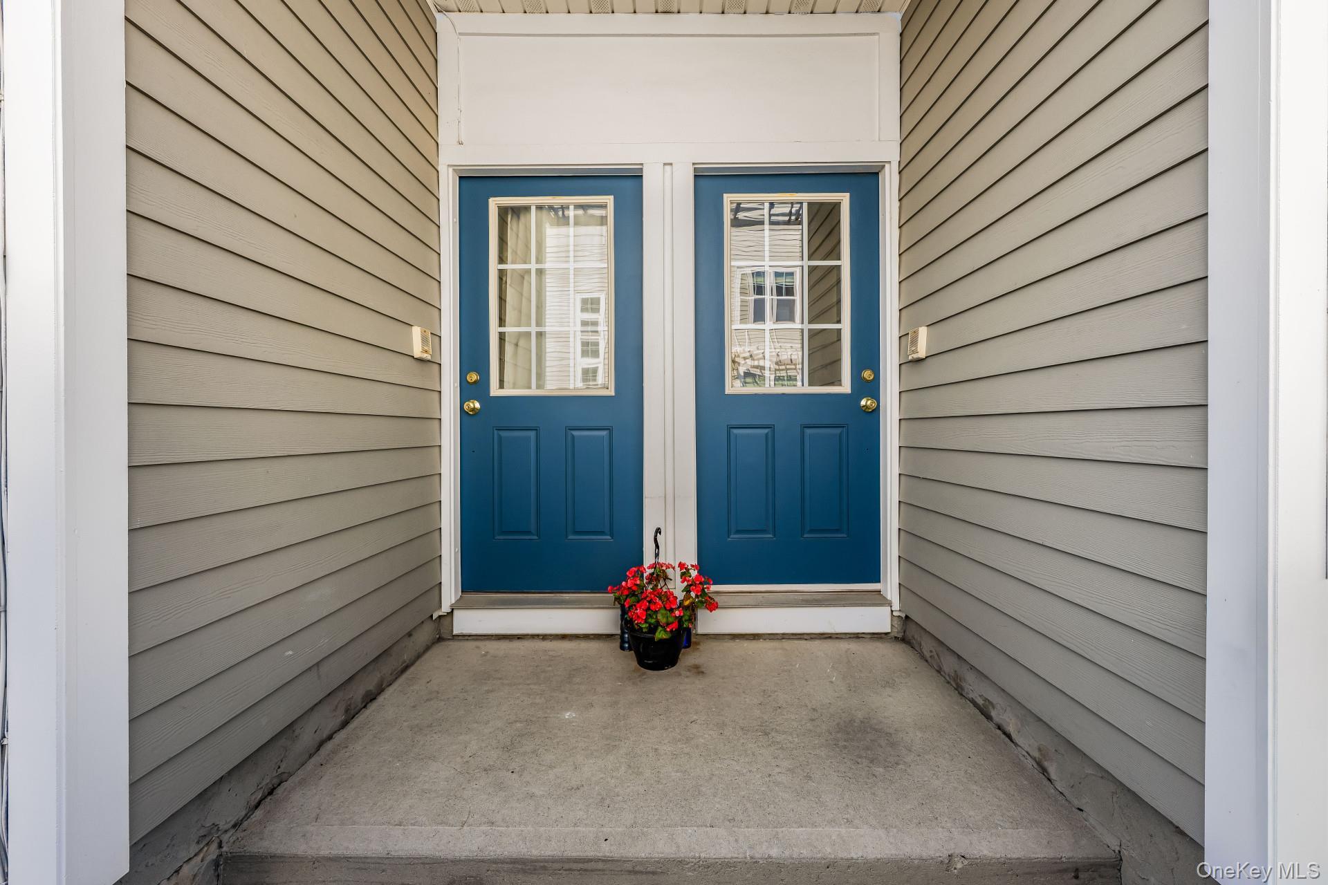 Single Family Beach Front Road Queens, NY 11692, MLS-1044979-9
